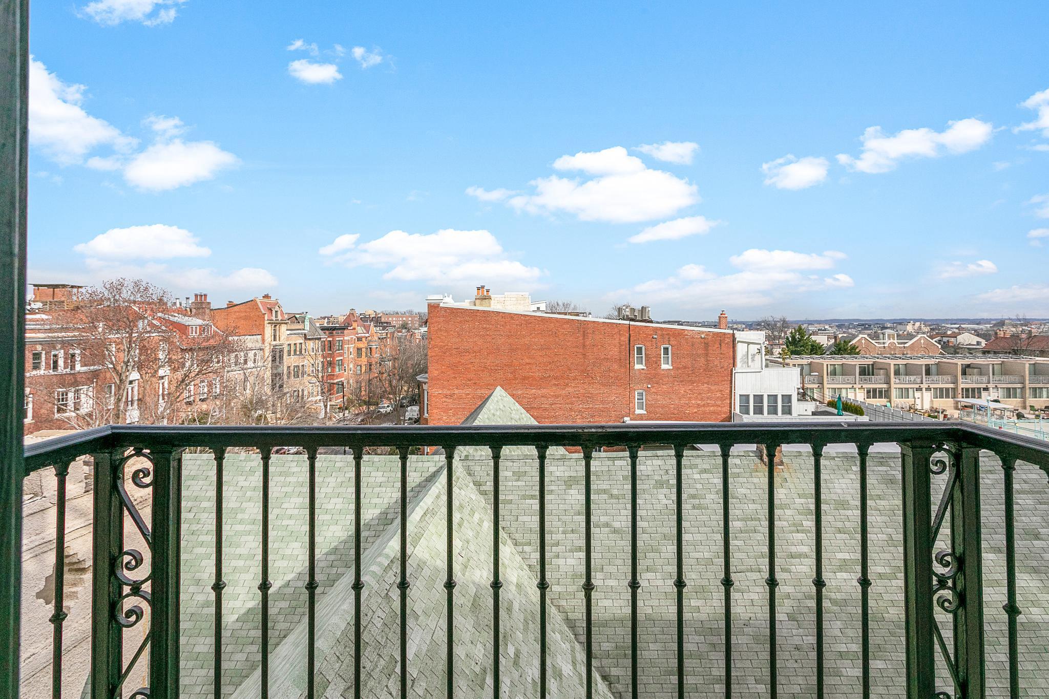 1882 Columbia Rd NW 403