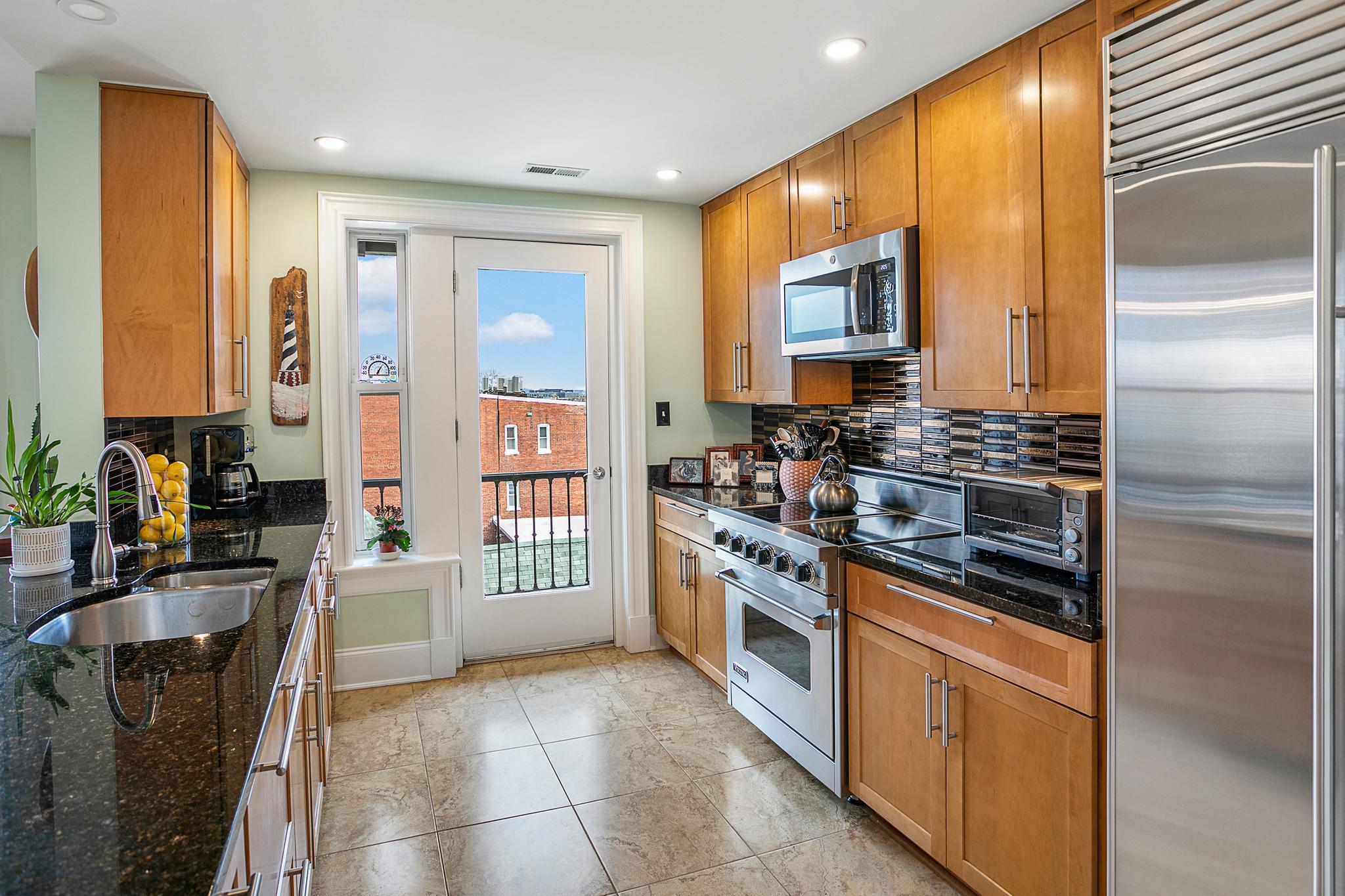 1882 Columbia Rd NW 403