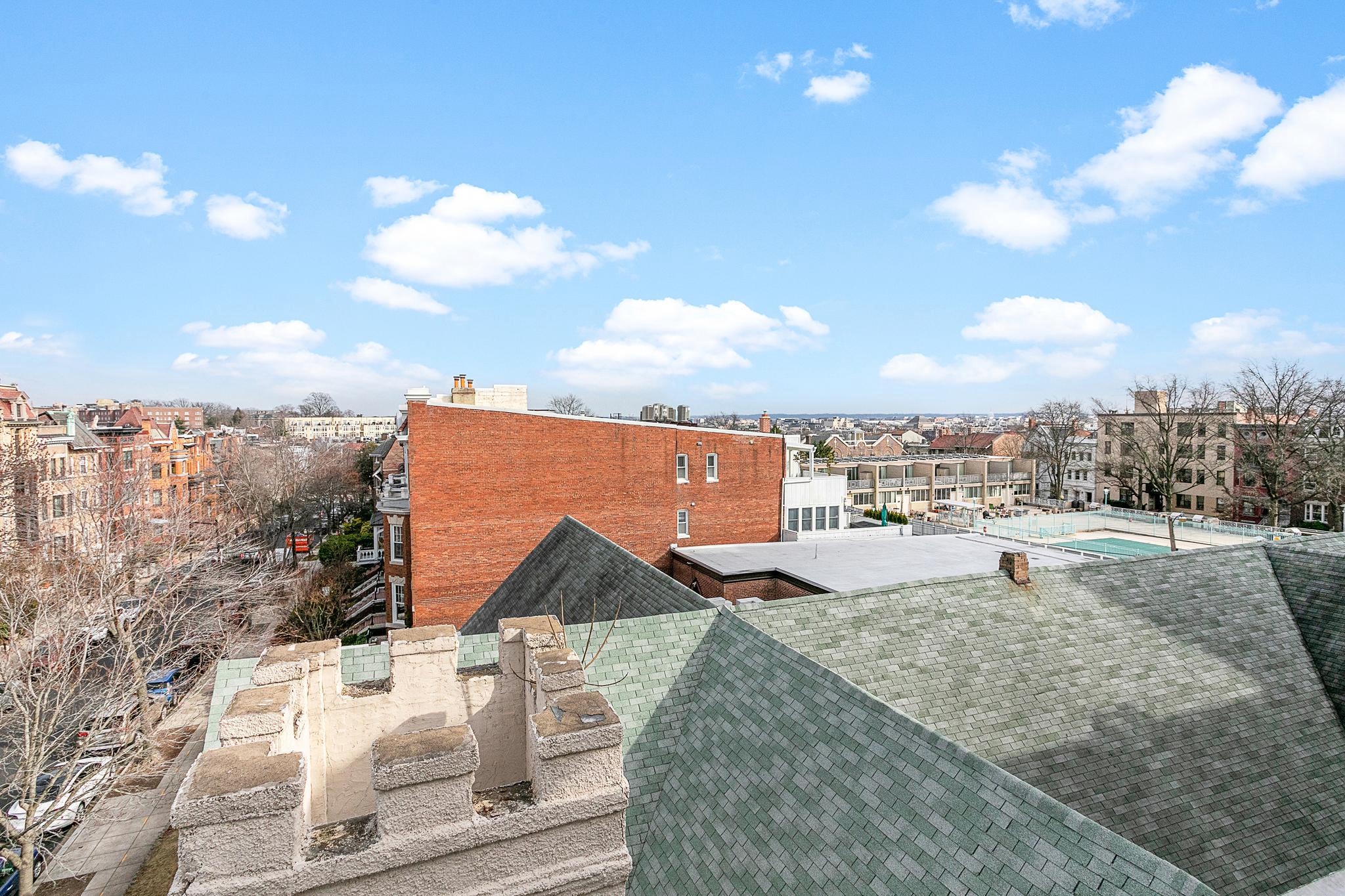 1882 Columbia Rd NW 403