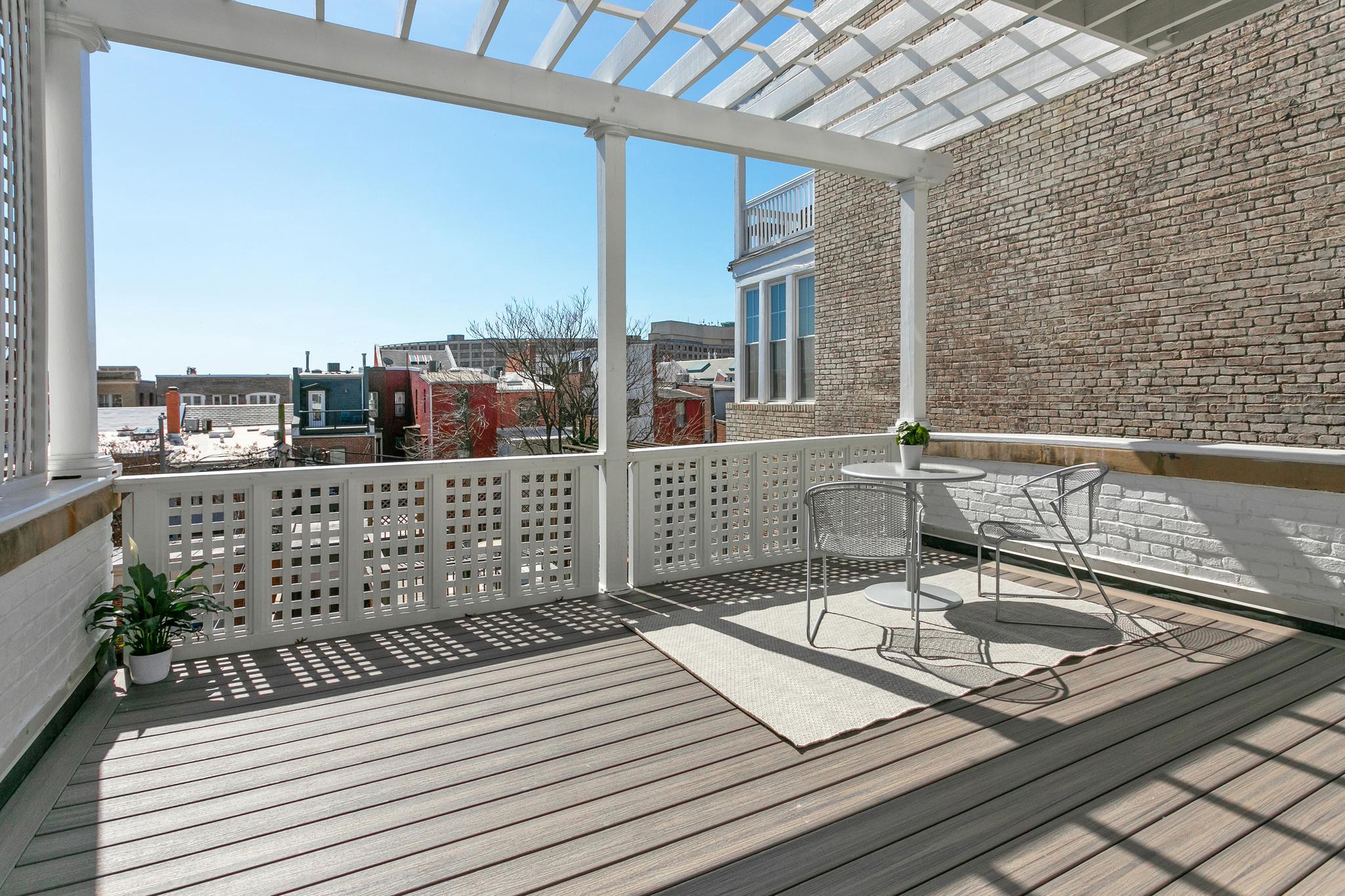 1852 Wyoming Avenue NW 