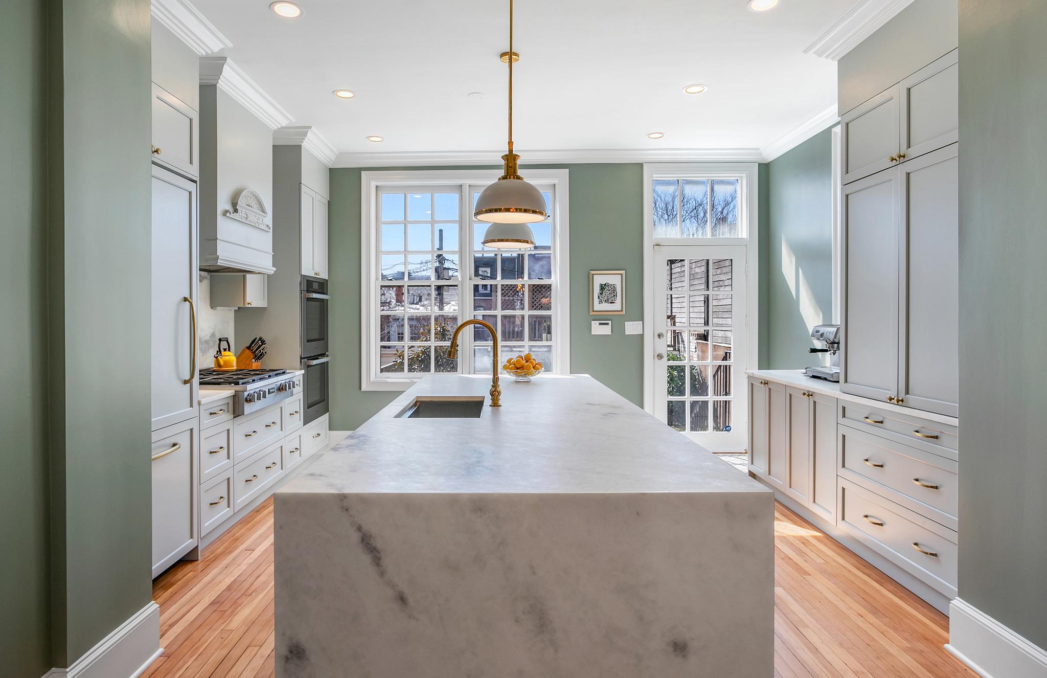 1852 Wyoming Avenue NW 