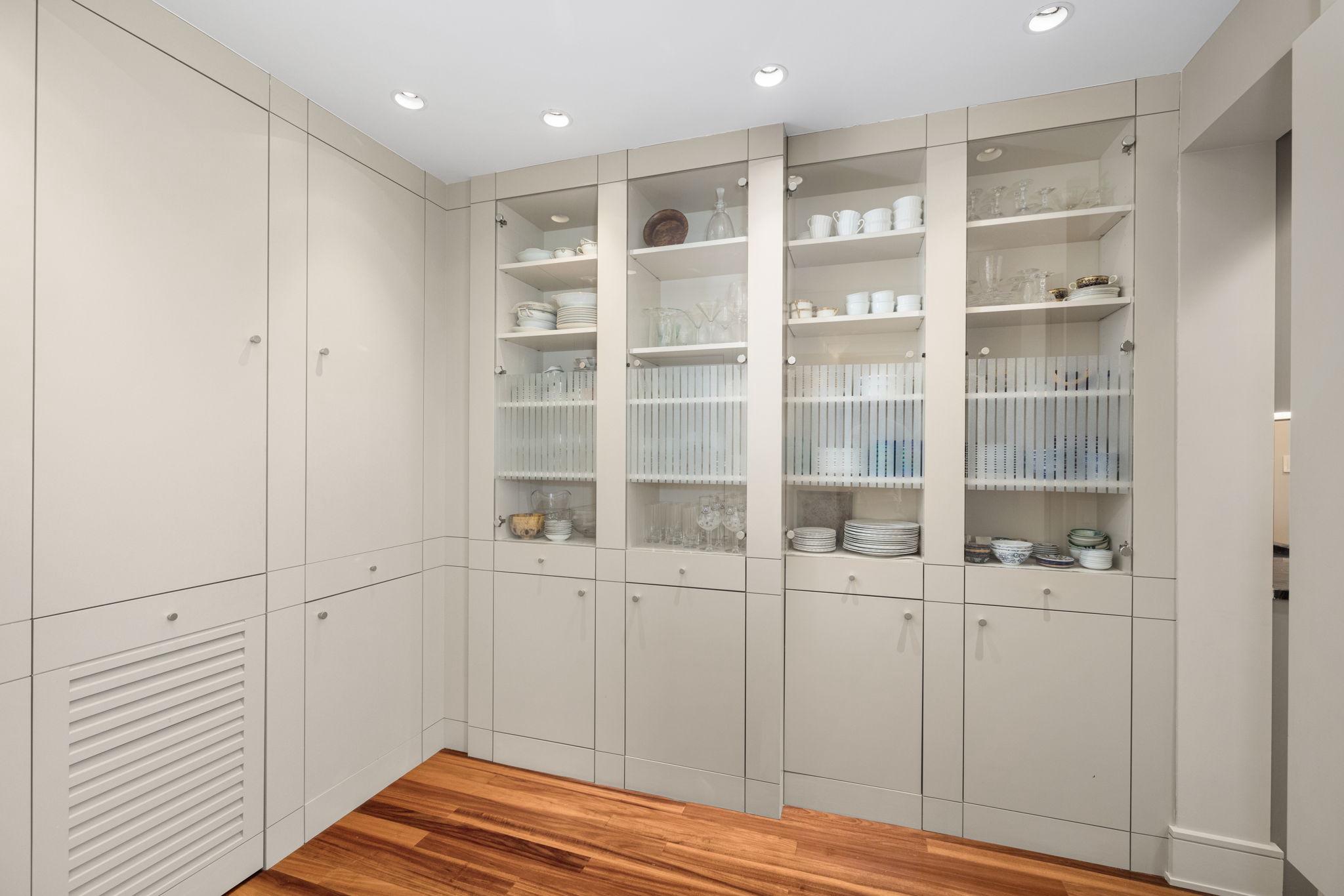 4000 Cathedral Avenue NW 604B