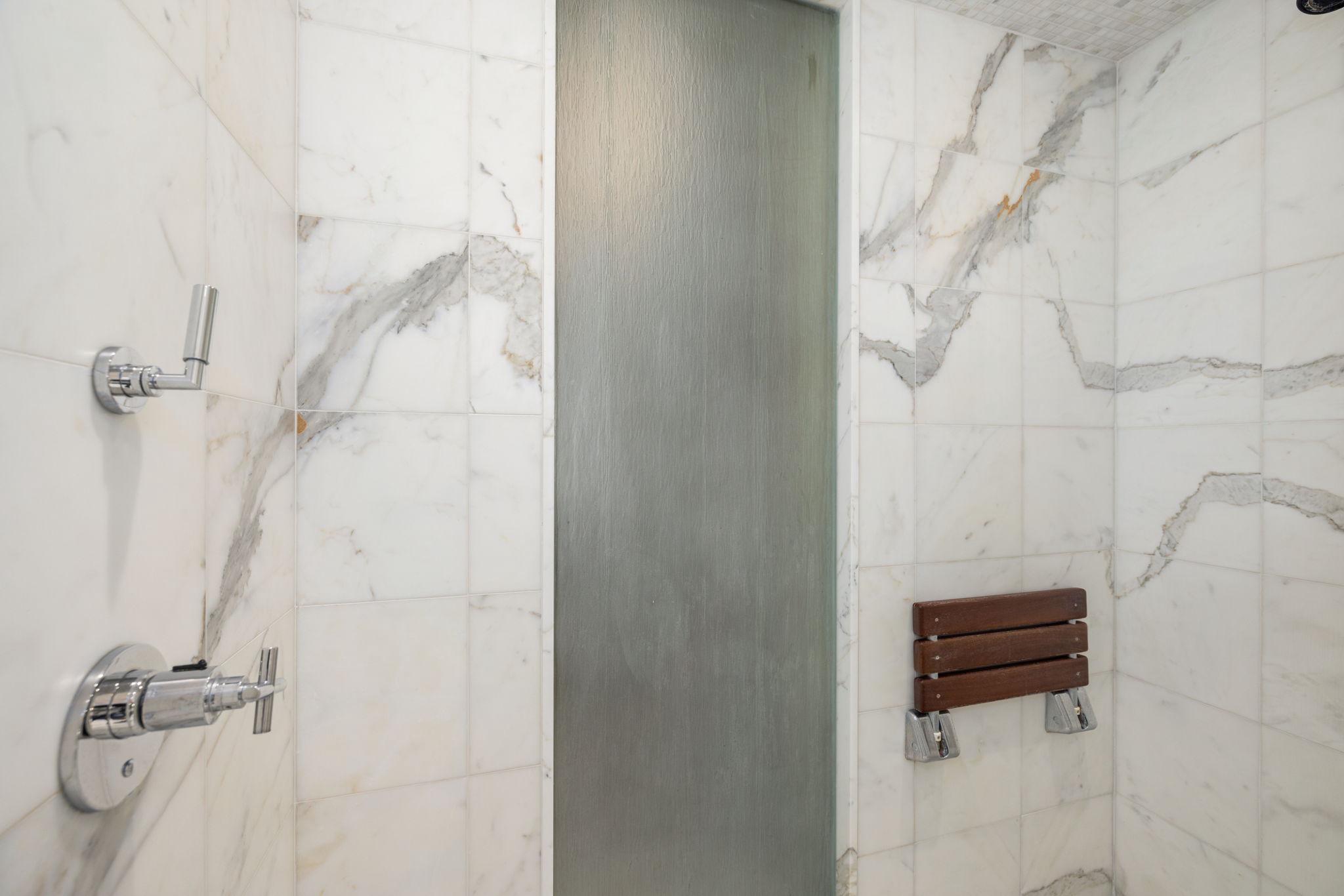 4000 Cathedral Avenue NW 604B