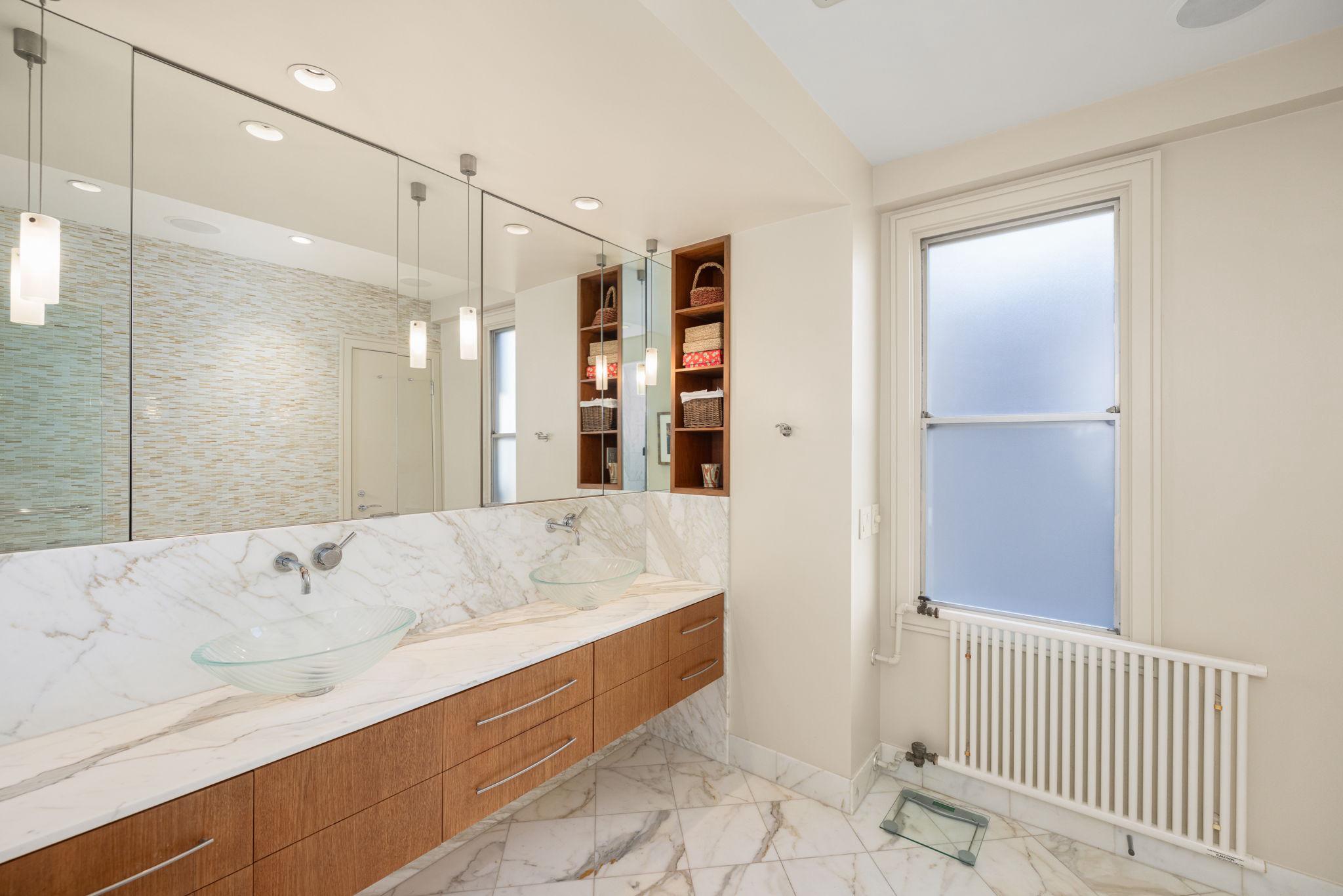 4000 Cathedral Avenue NW 604B