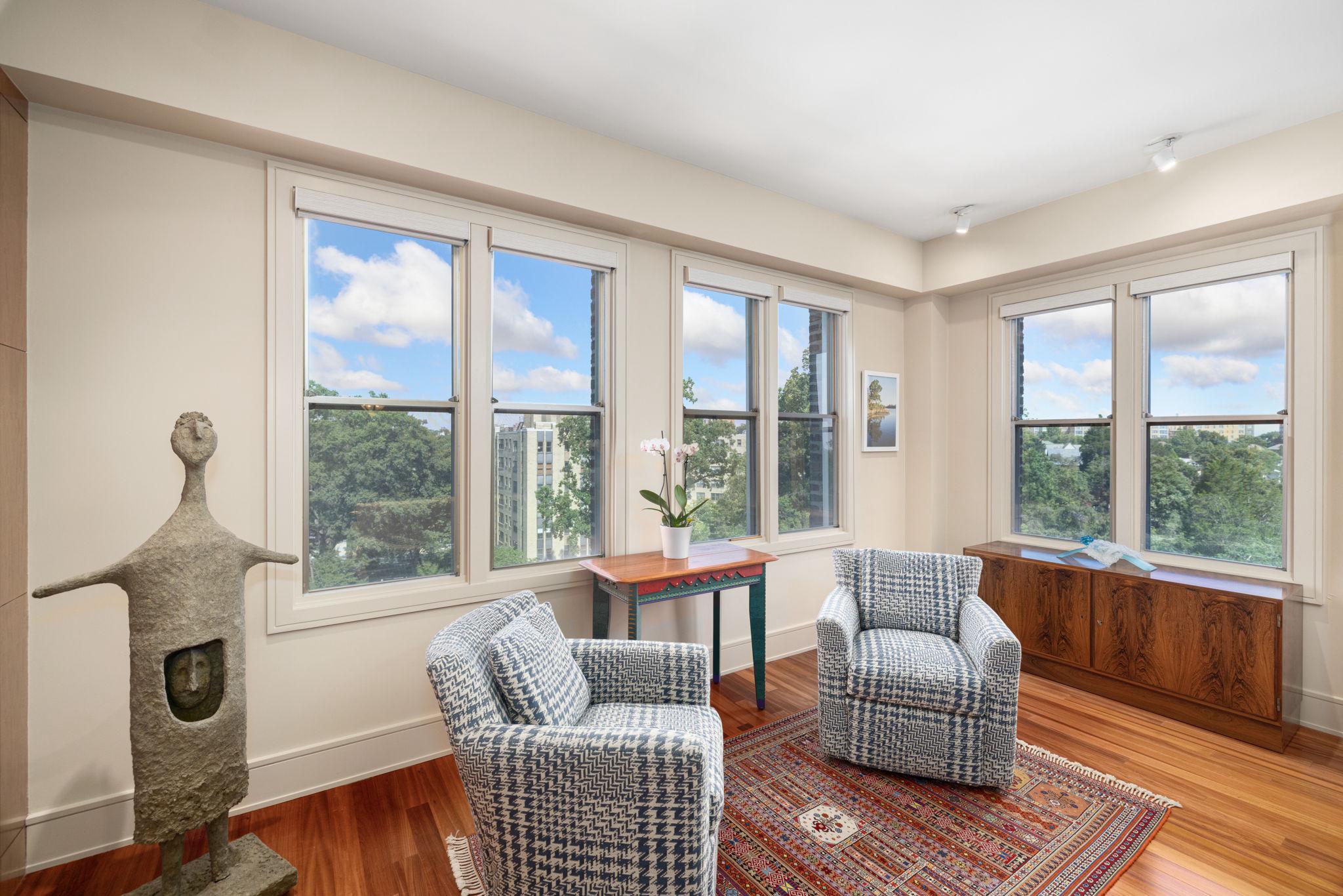 4000 Cathedral Avenue NW 604B