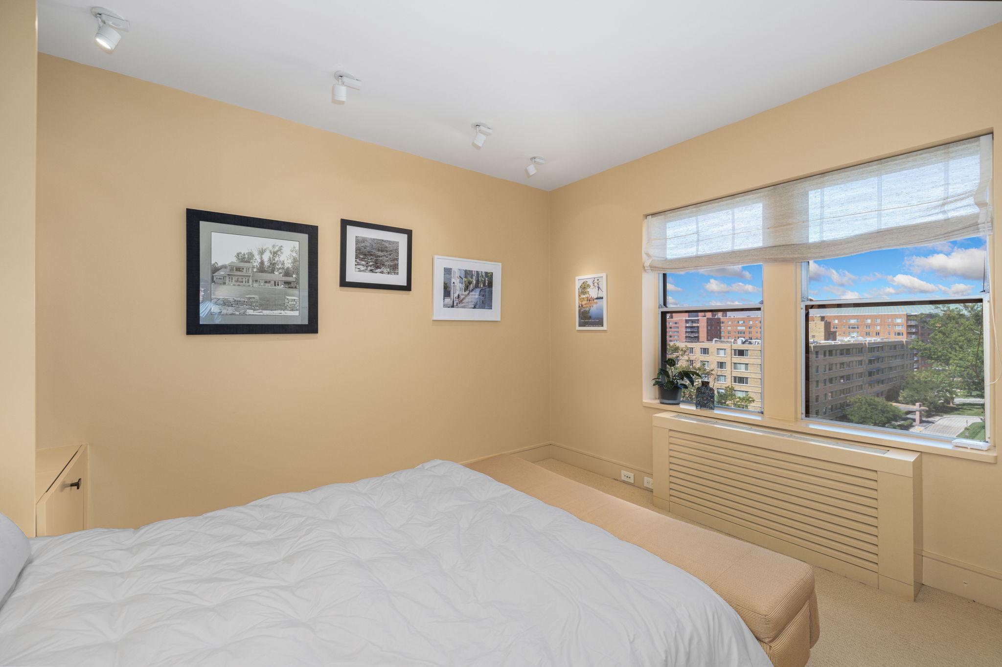 4000 Cathedral Avenue NW 604B