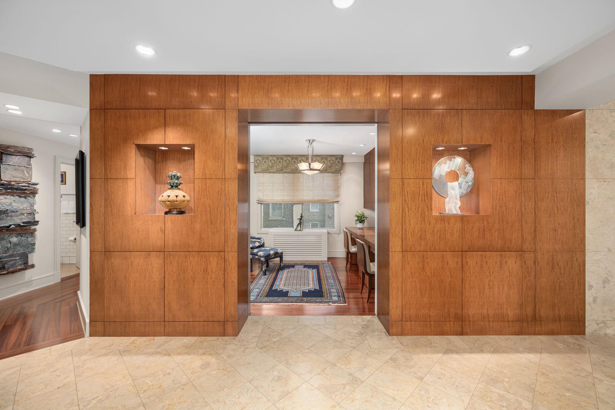 4000 Cathedral Avenue NW 604B