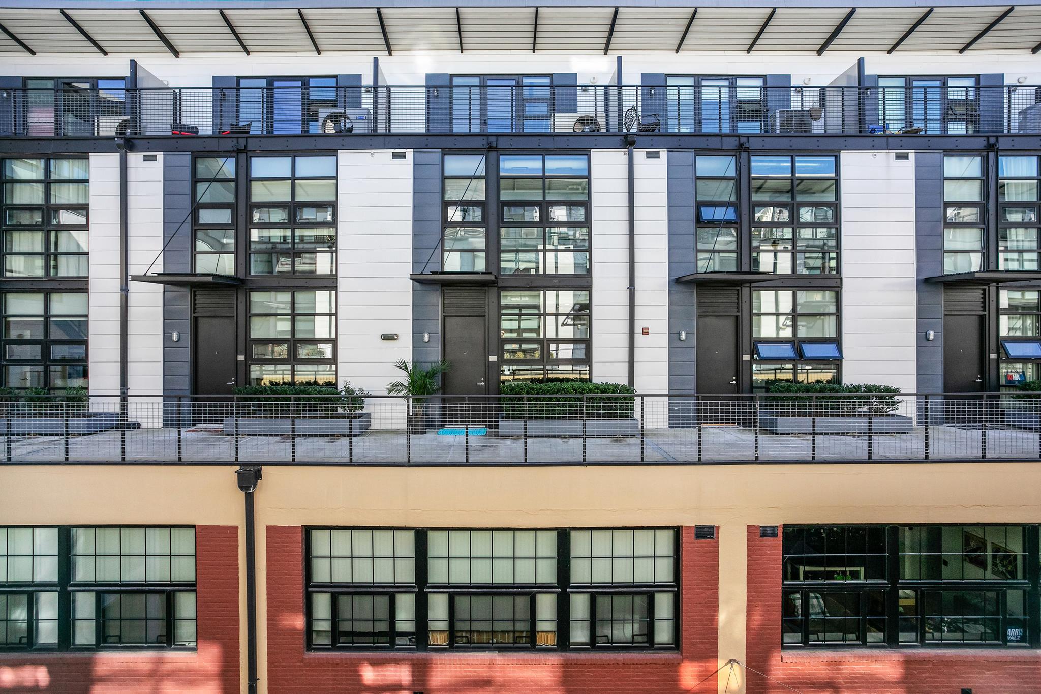 2125 14th Street NW 318W