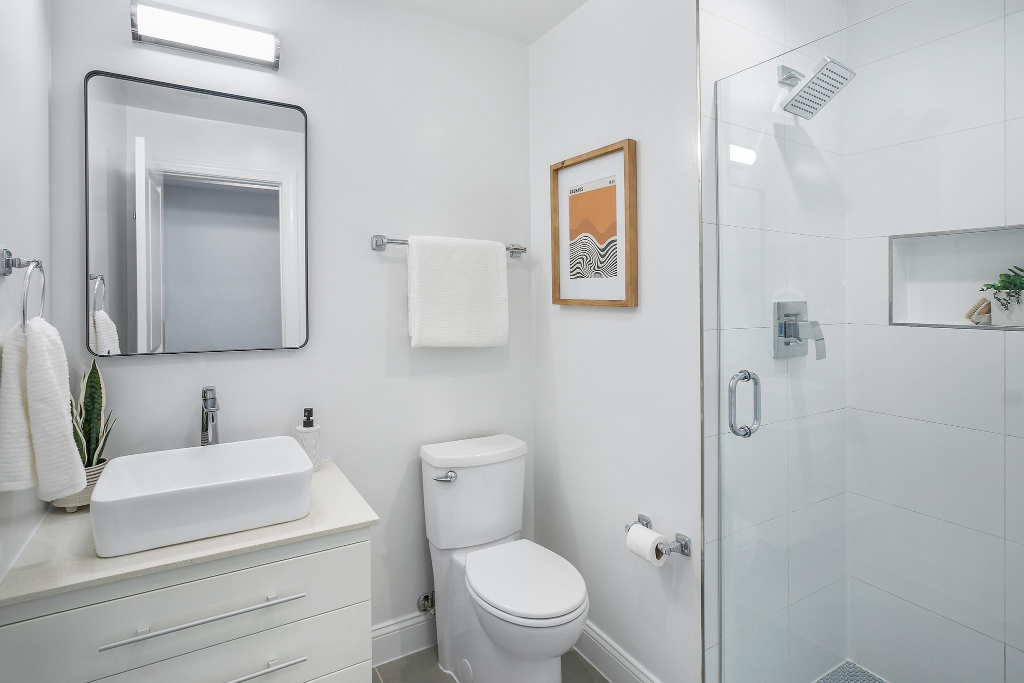 1433 K Street SE 202