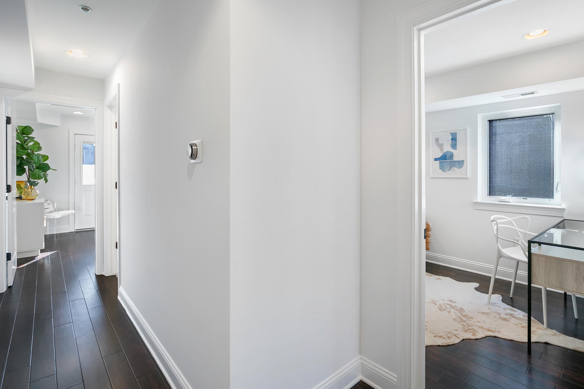 1433 K Street SE 202