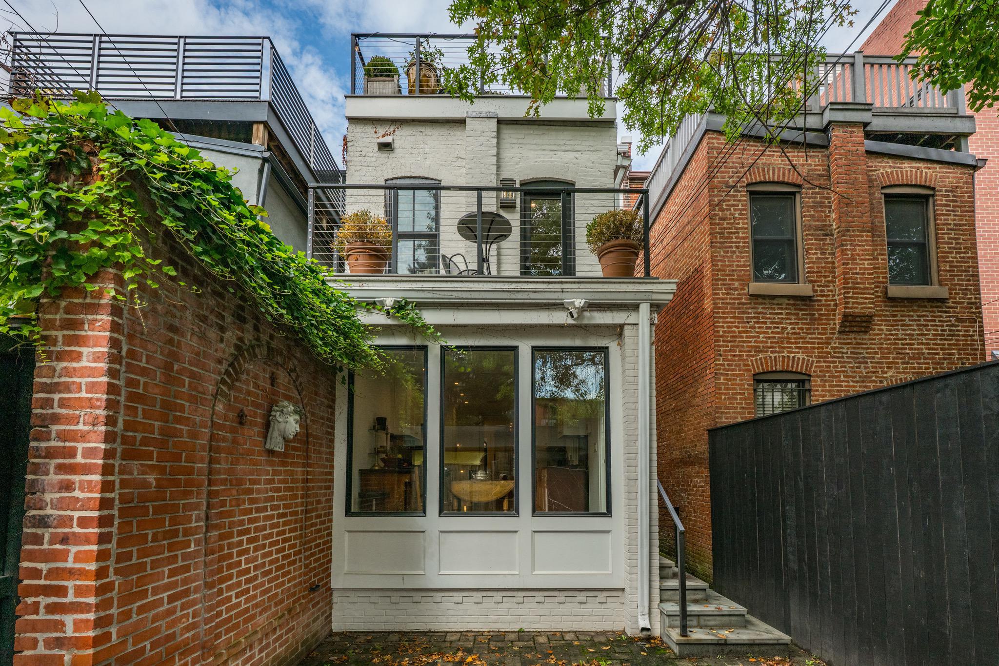 1524 Swann Street NW