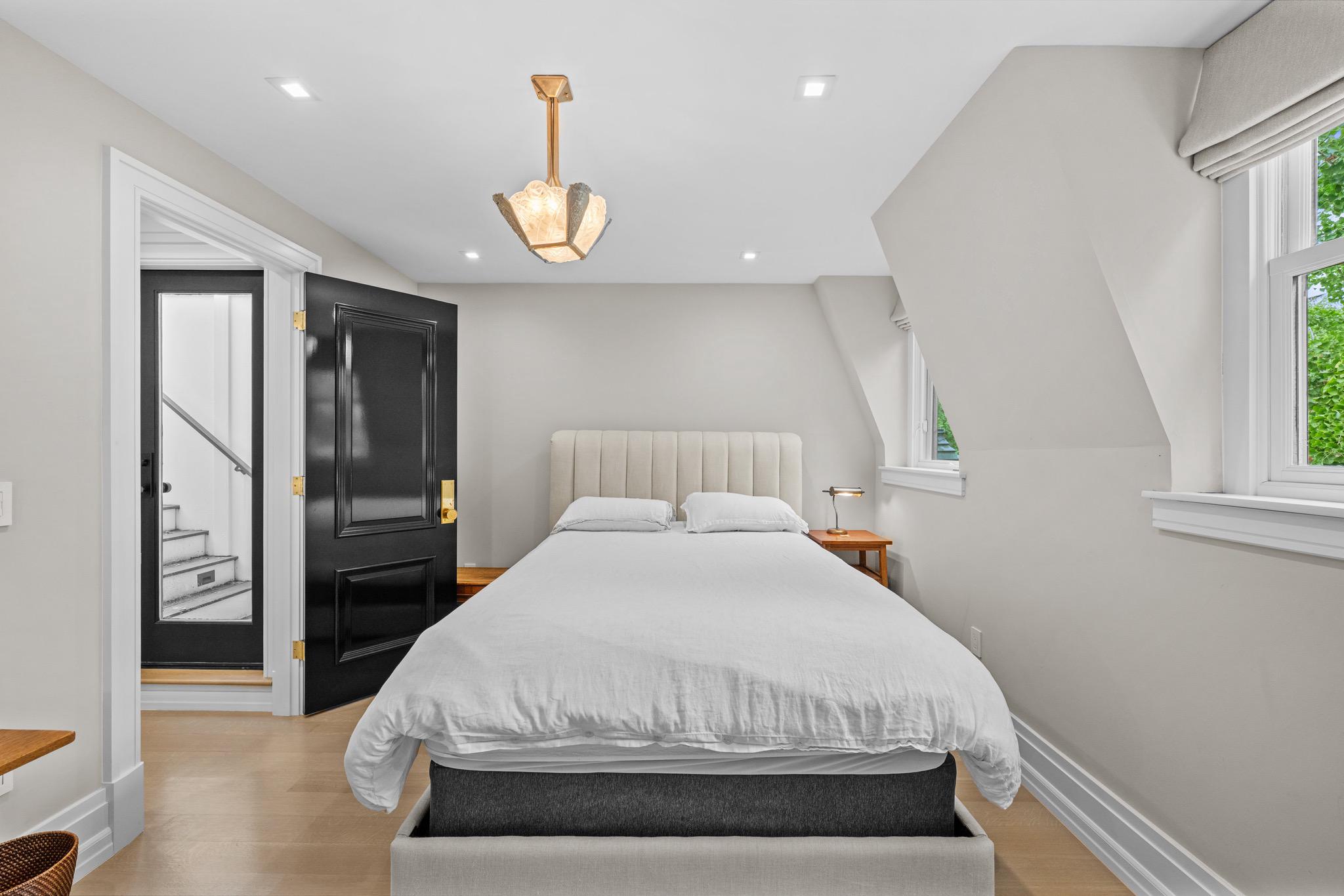 1524 Swann Street NW