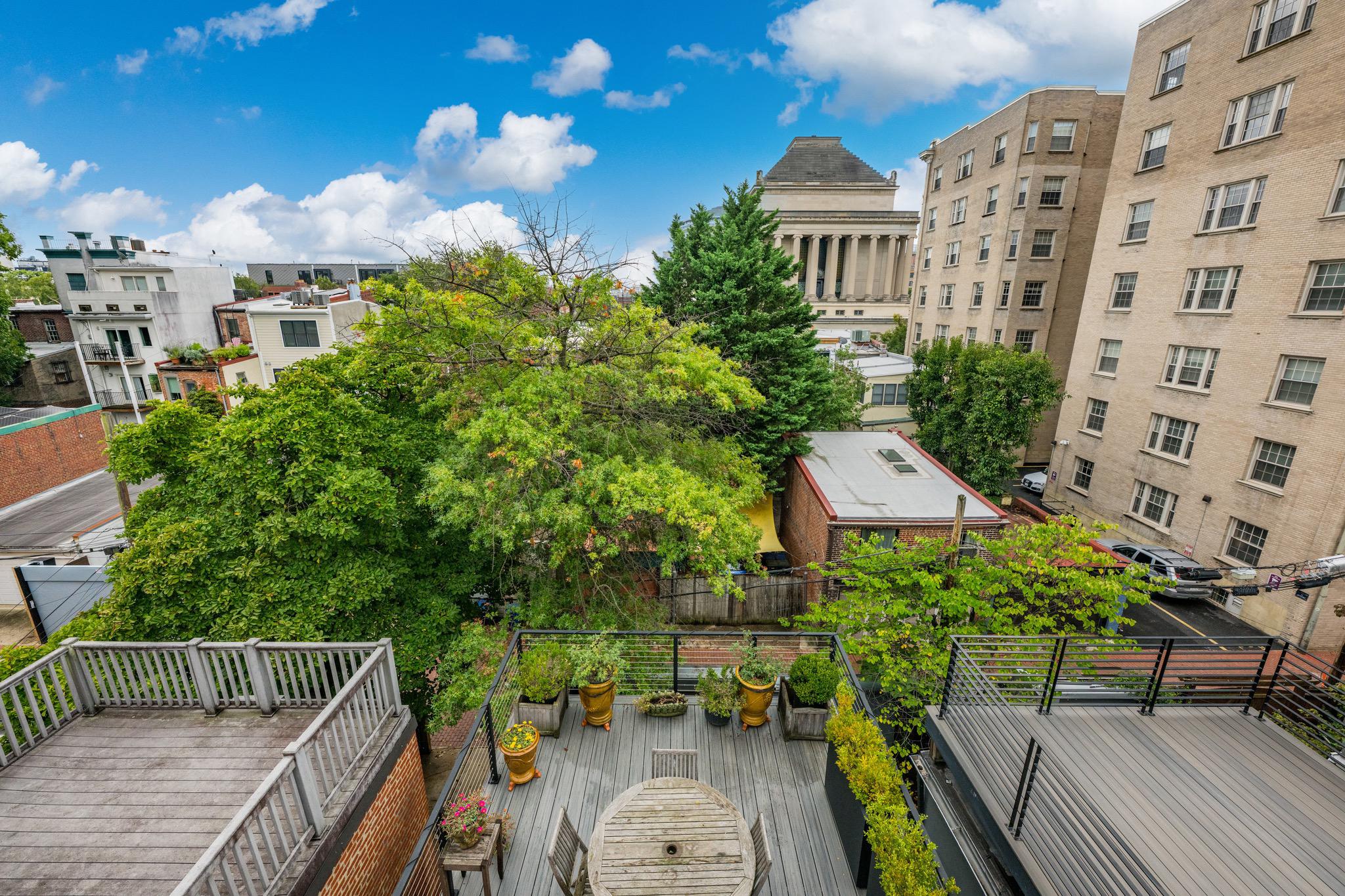 1524 Swann Street NW