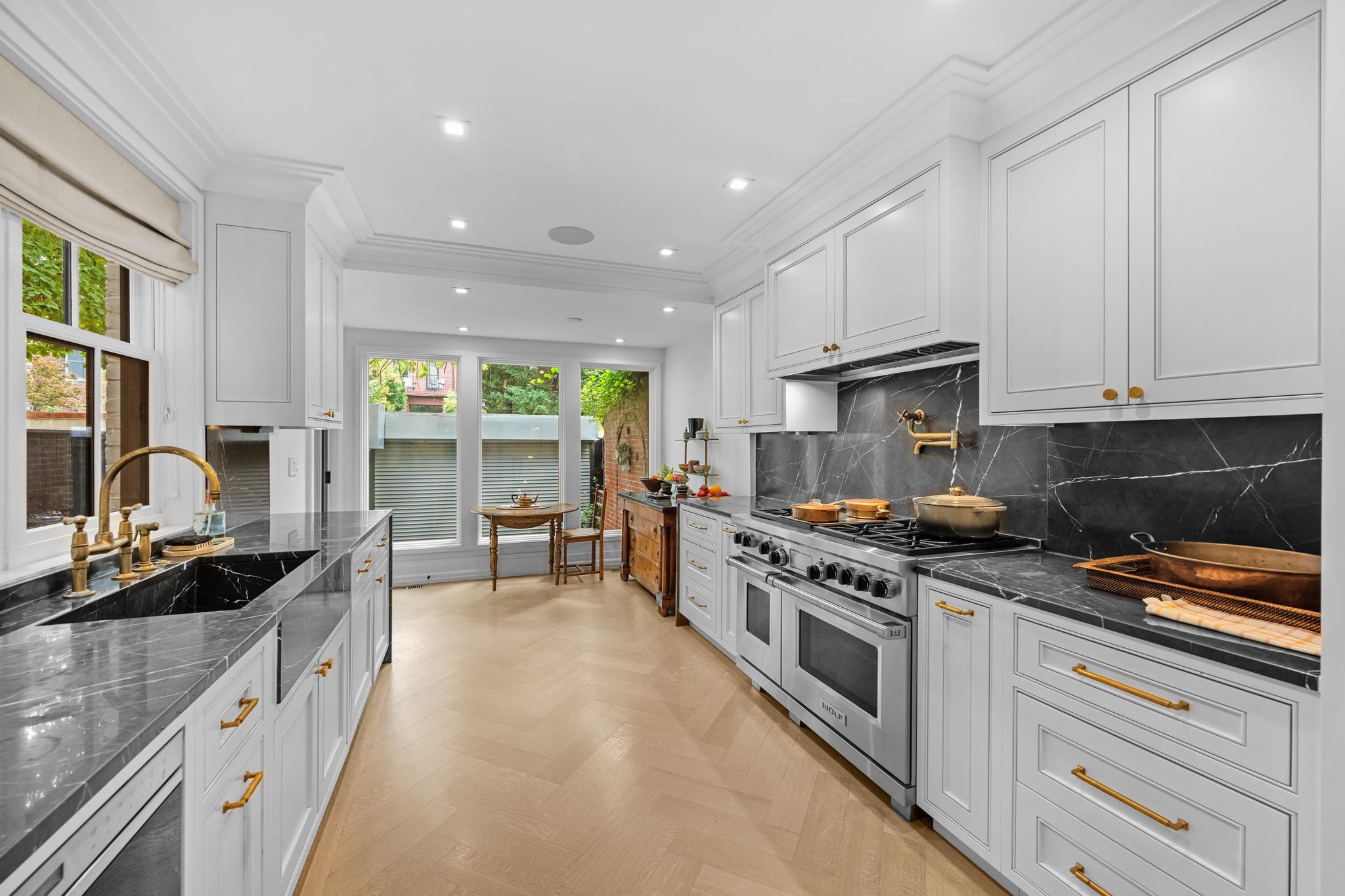 1524 Swann Street NW