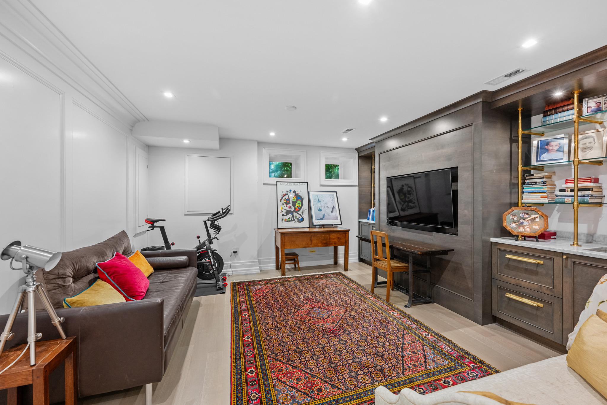 1524 Swann Street NW