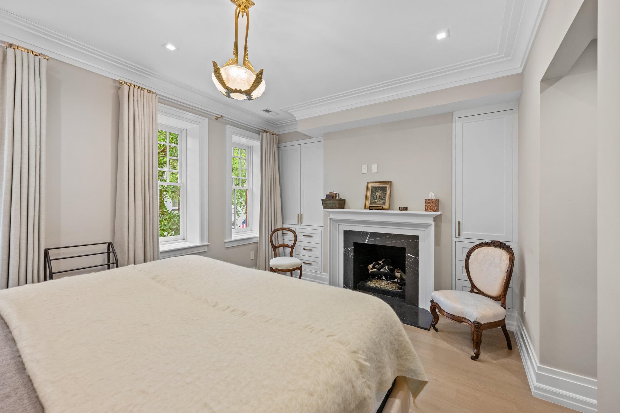 1524 Swann Street NW