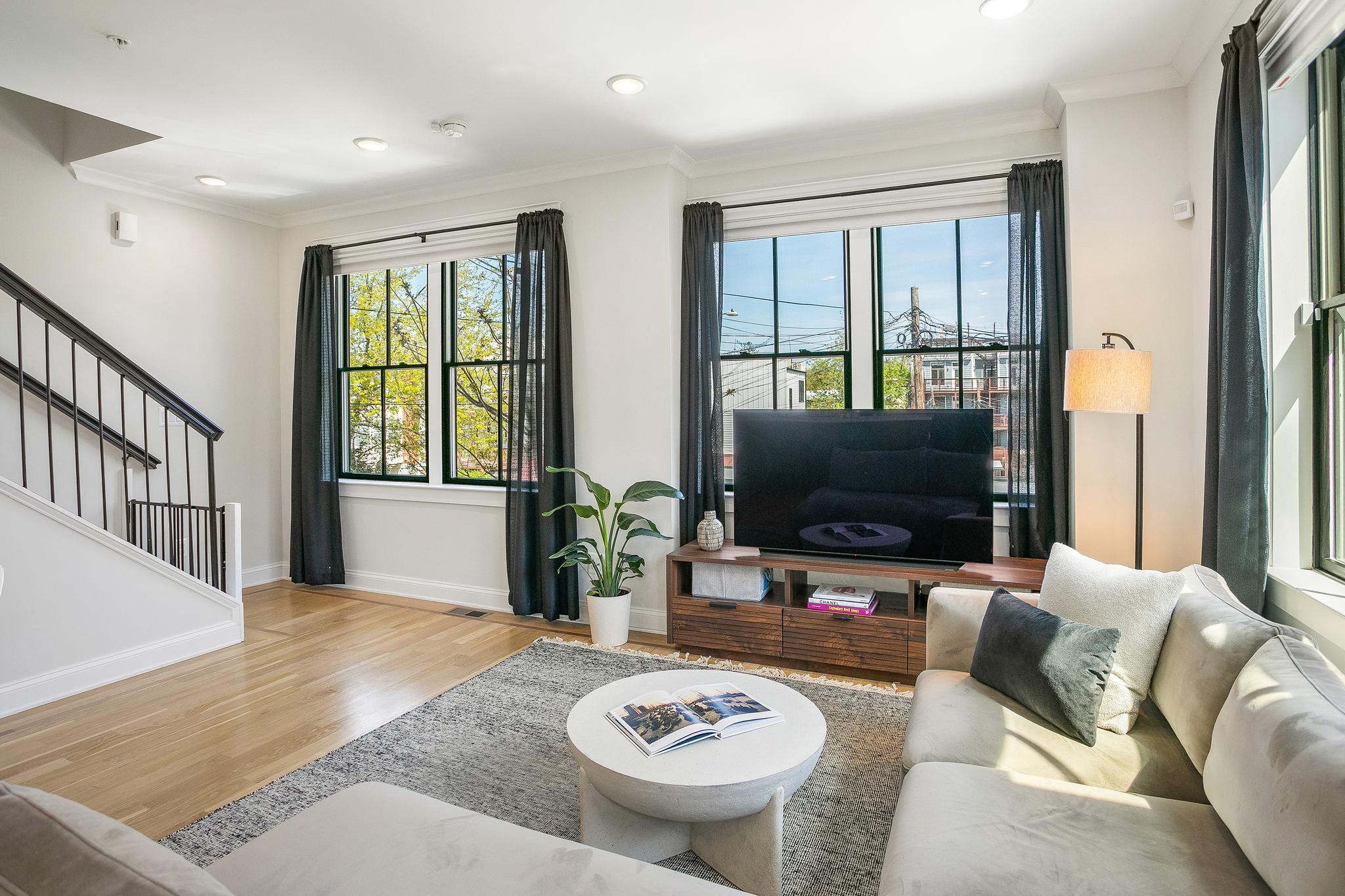 3569 Warder Street NW Unit# 5