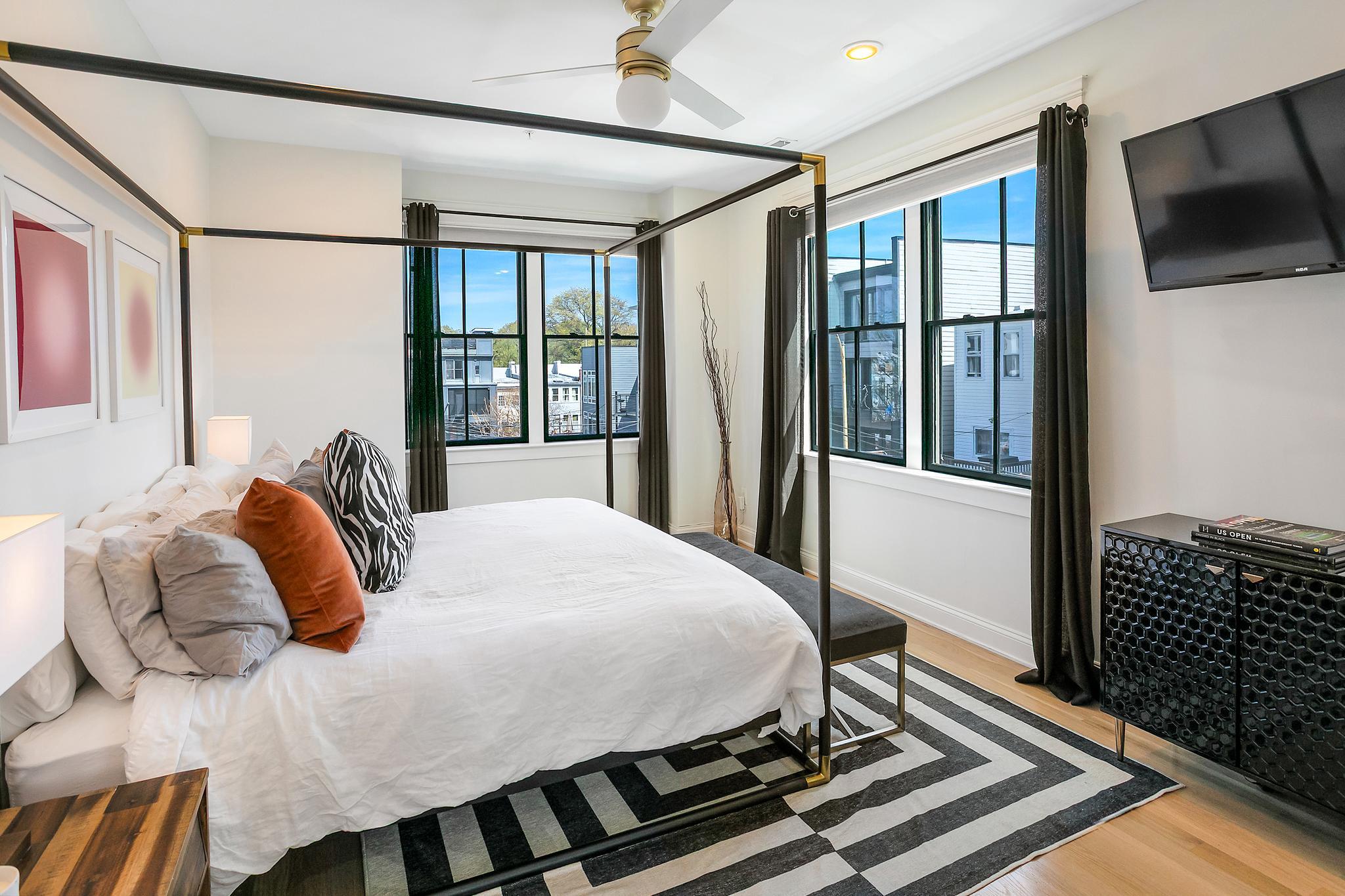 3569 Warder Street NW Unit# 5