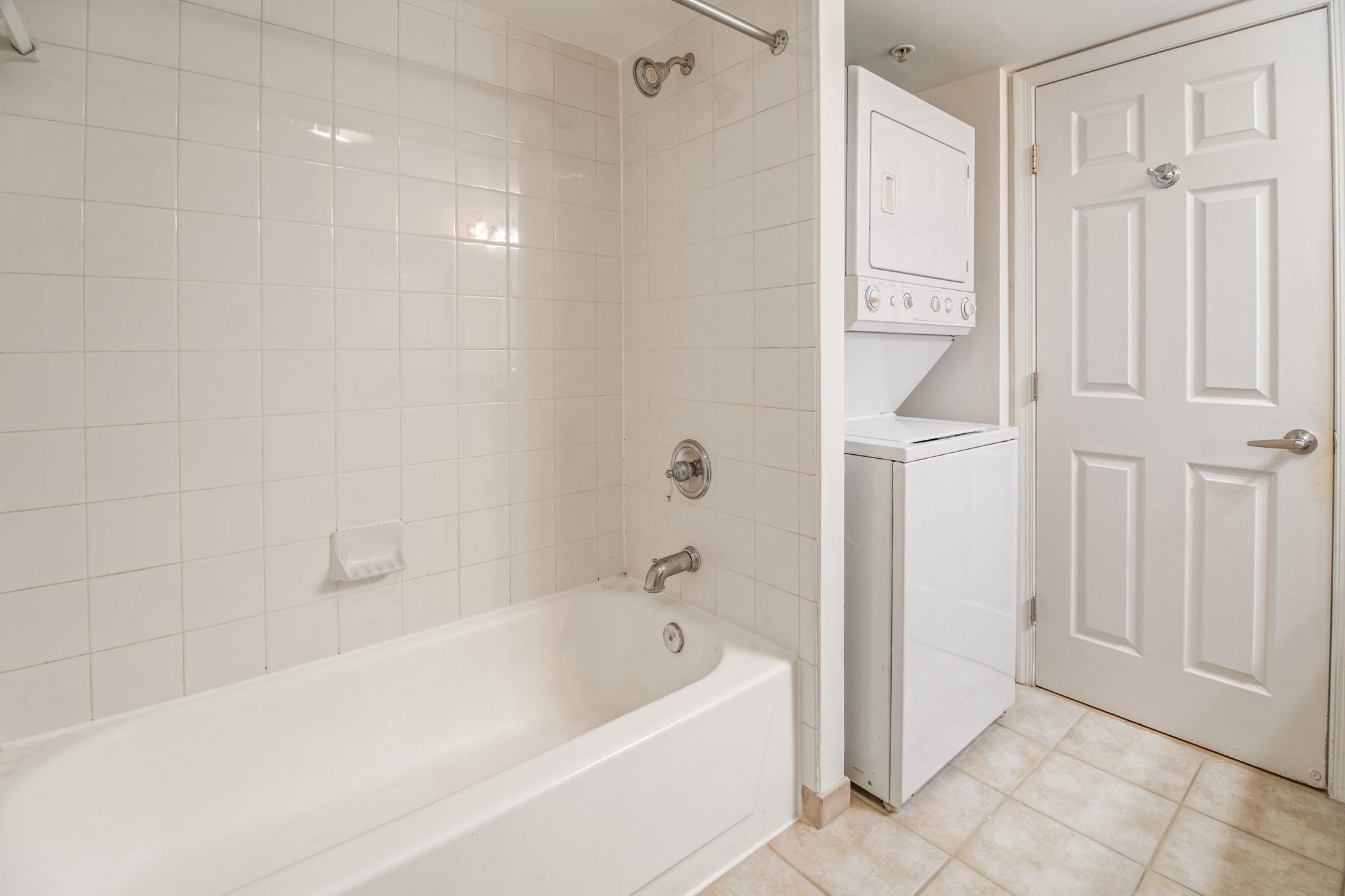 3401 38th Street NW Unit# 324