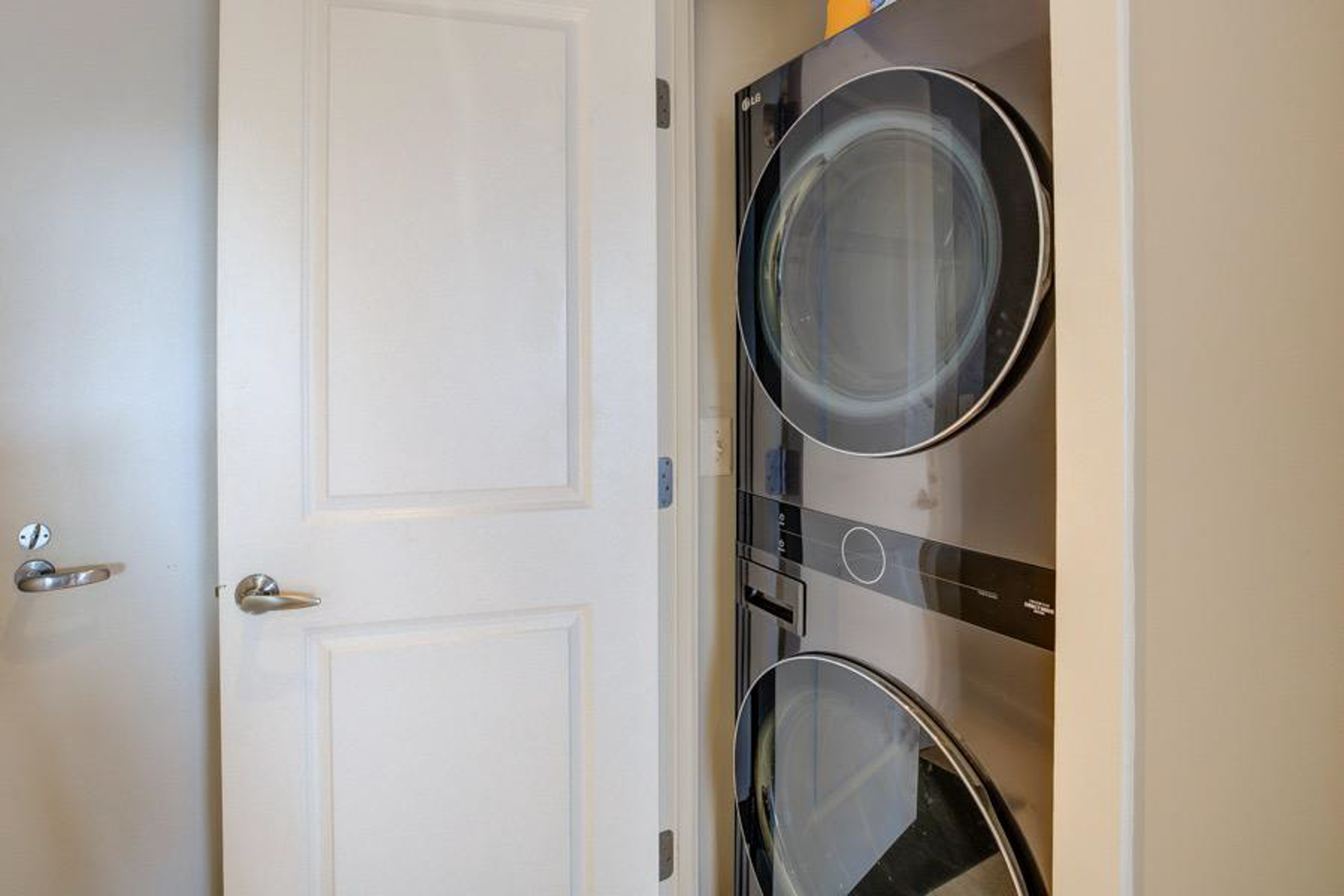 2125 14th Street NW Unit# 611
