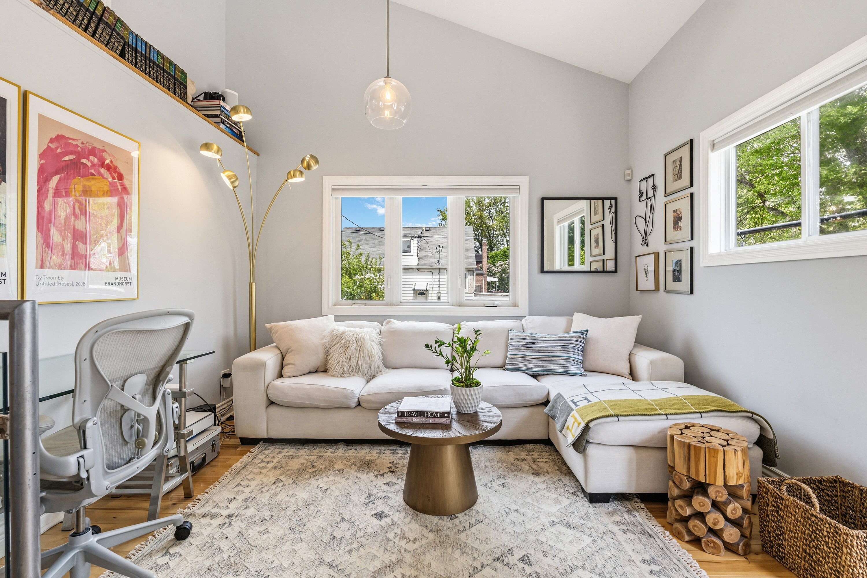 65 Meighen Ave