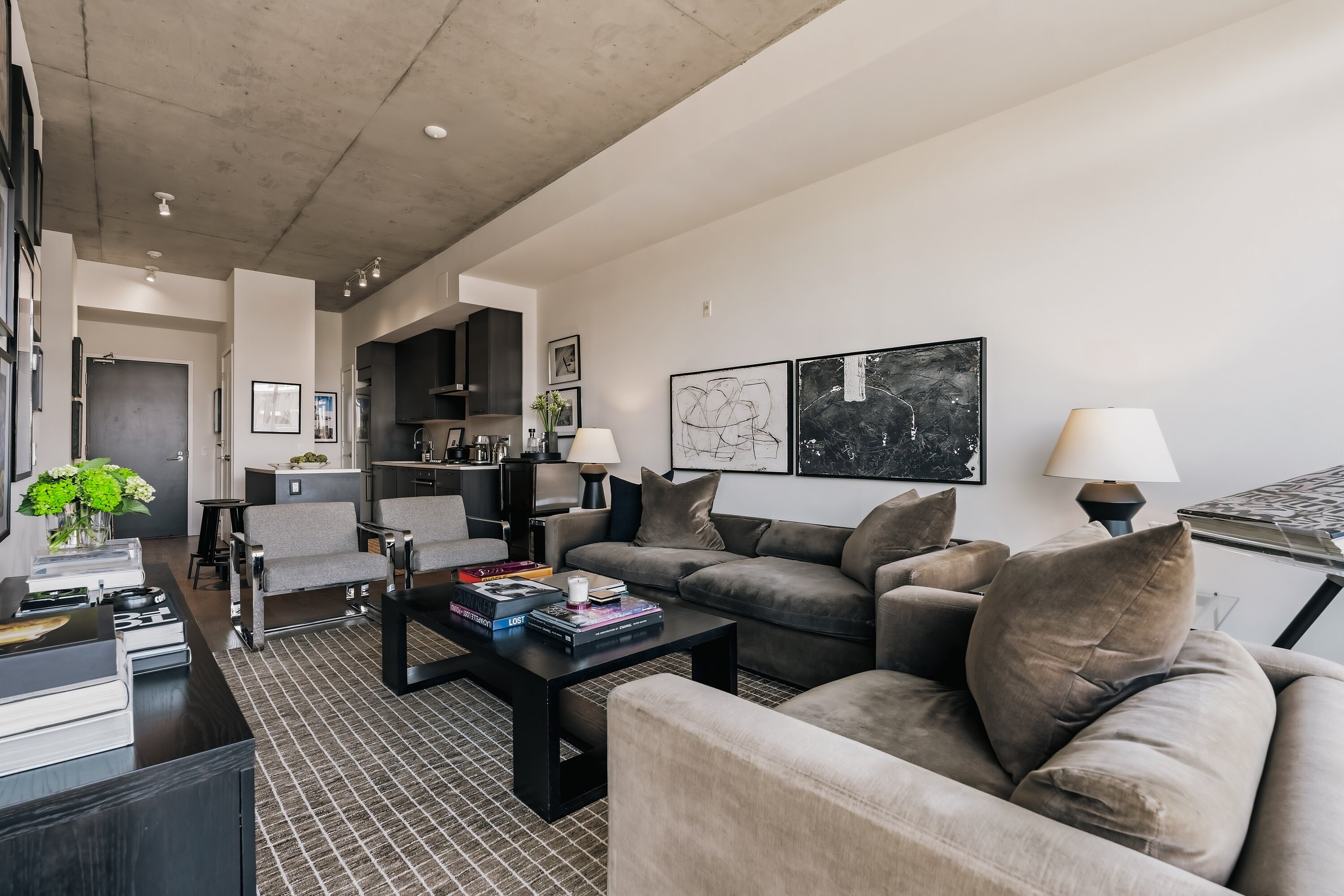 90 Broadview Ave  629