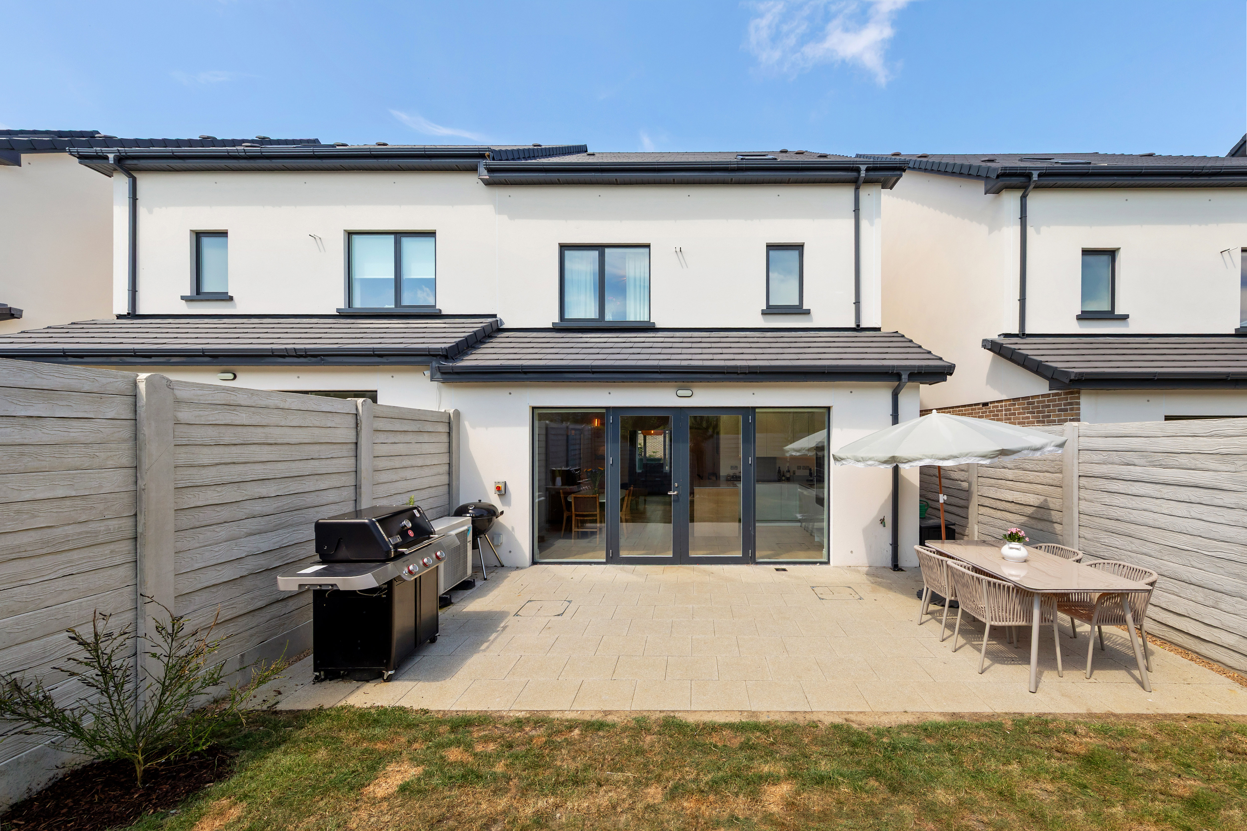 12 Woodward Chase Glencairn Gate