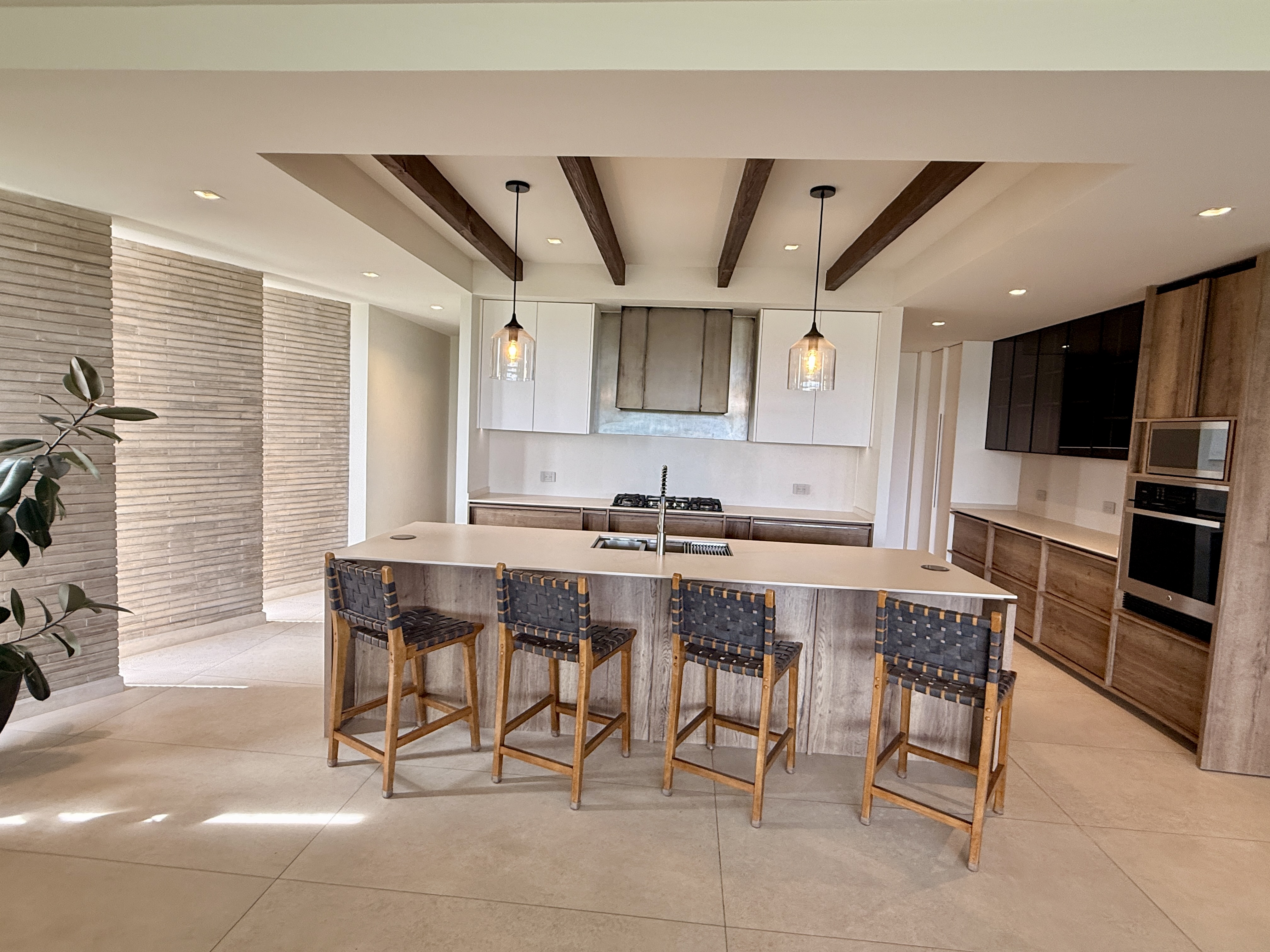 THE RESERVE APARTMENT