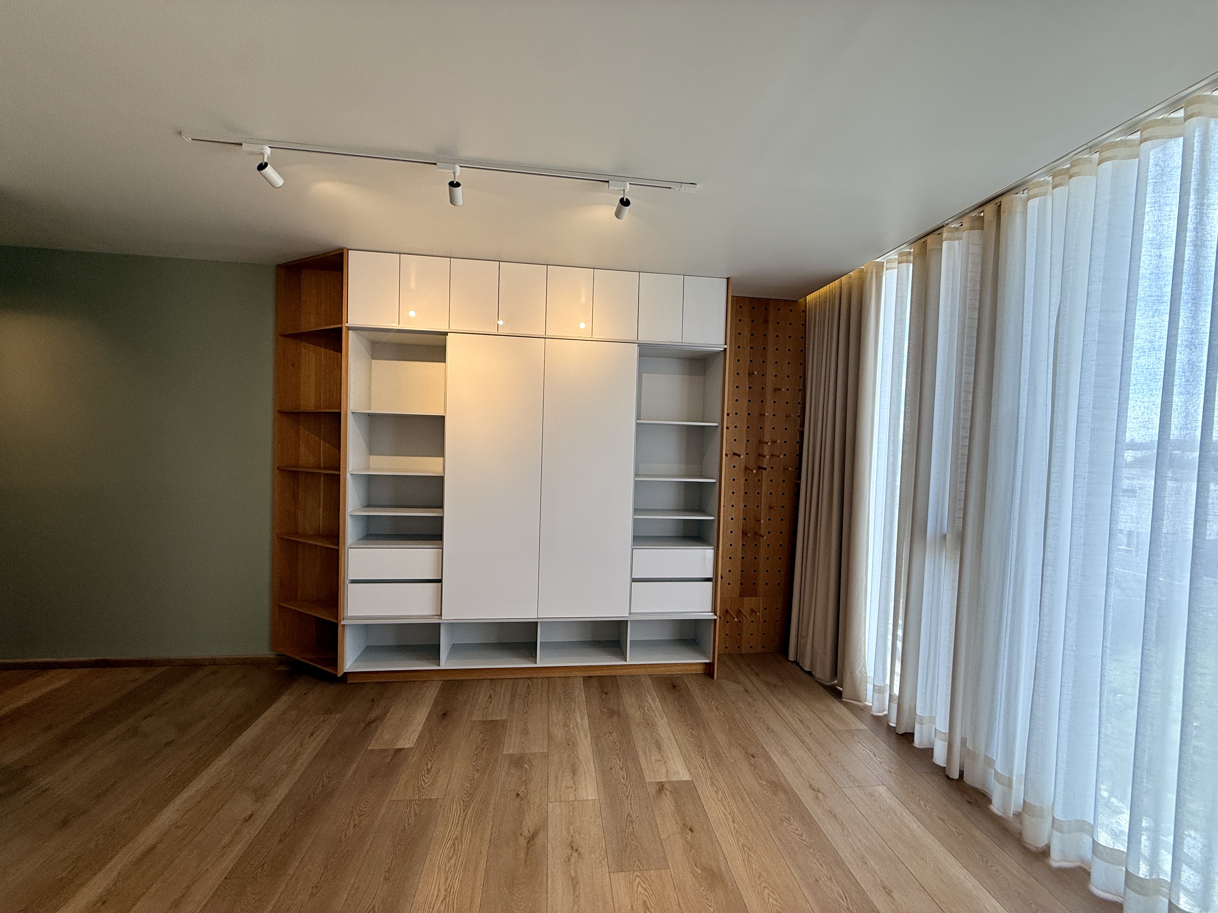 THE RESERVE APARTMENT