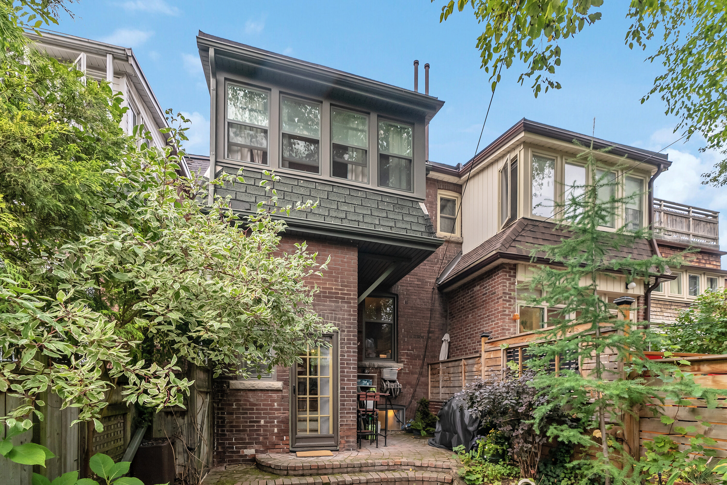 33 Fulton Ave