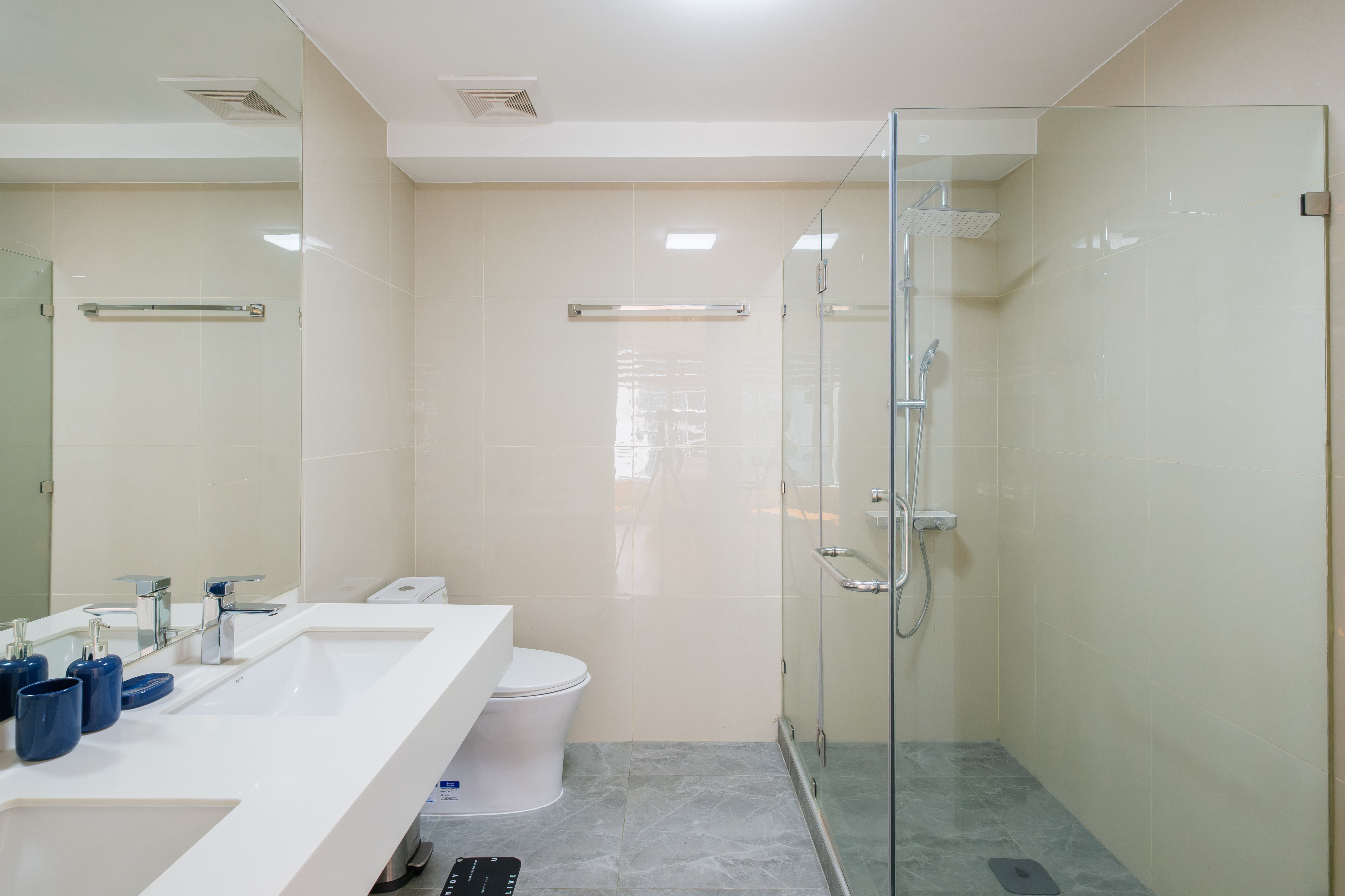 The Beaufort West Tower Fort Bonifacio Global City