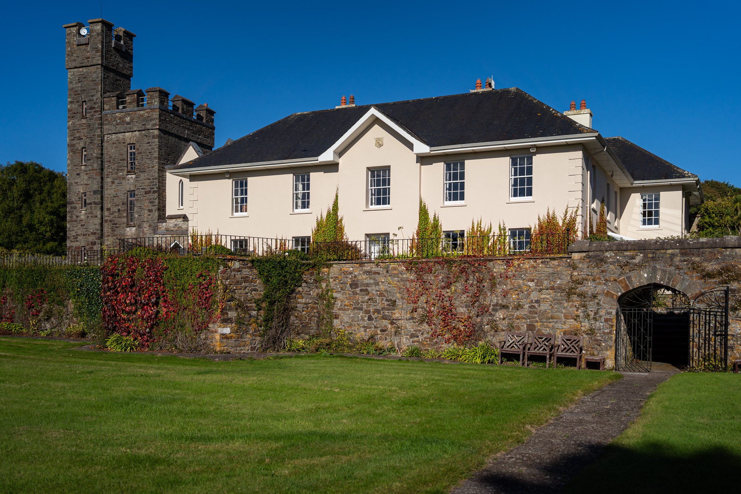 Coolmain Castle 