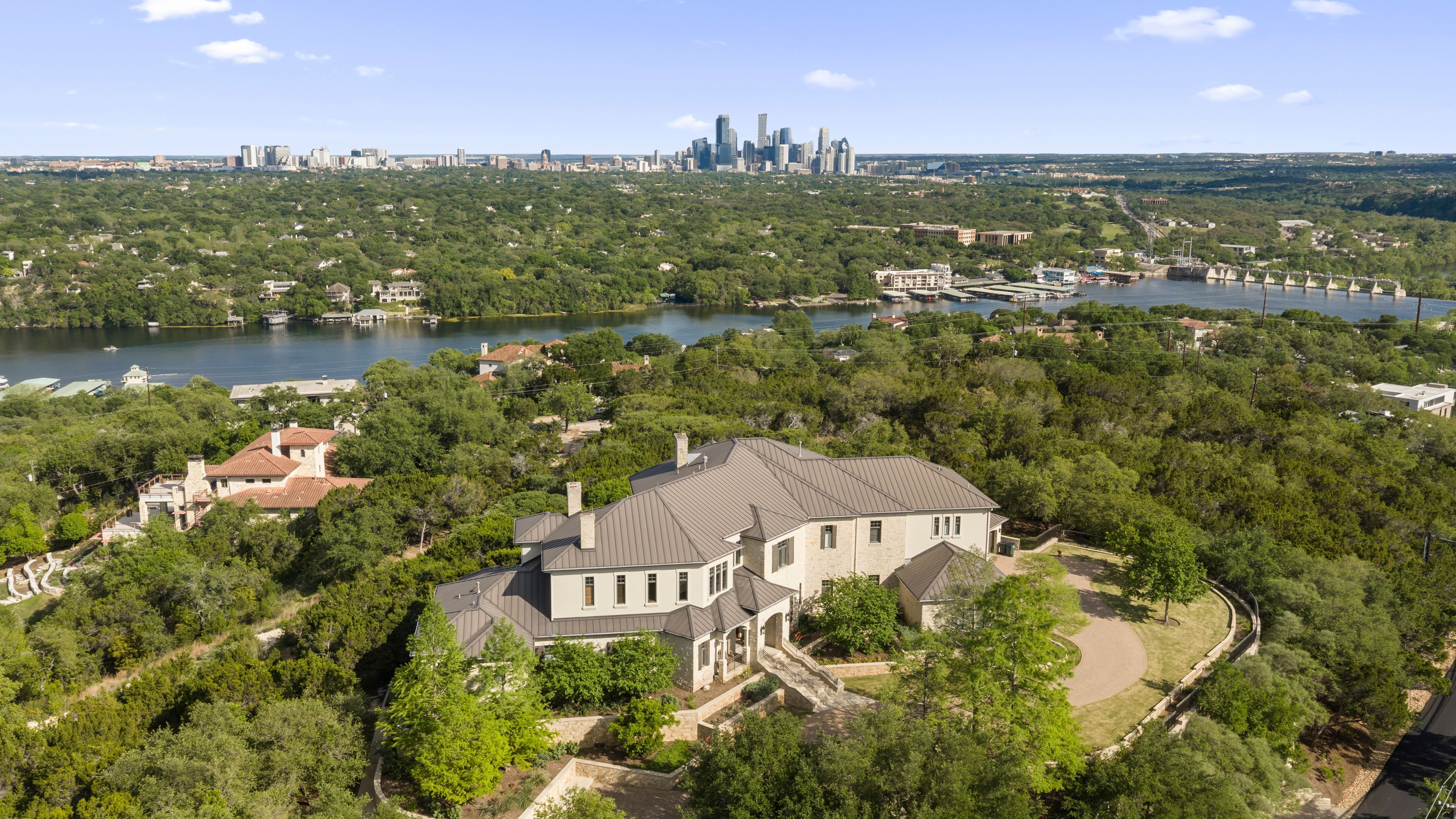1415 Mount Larson Road 
