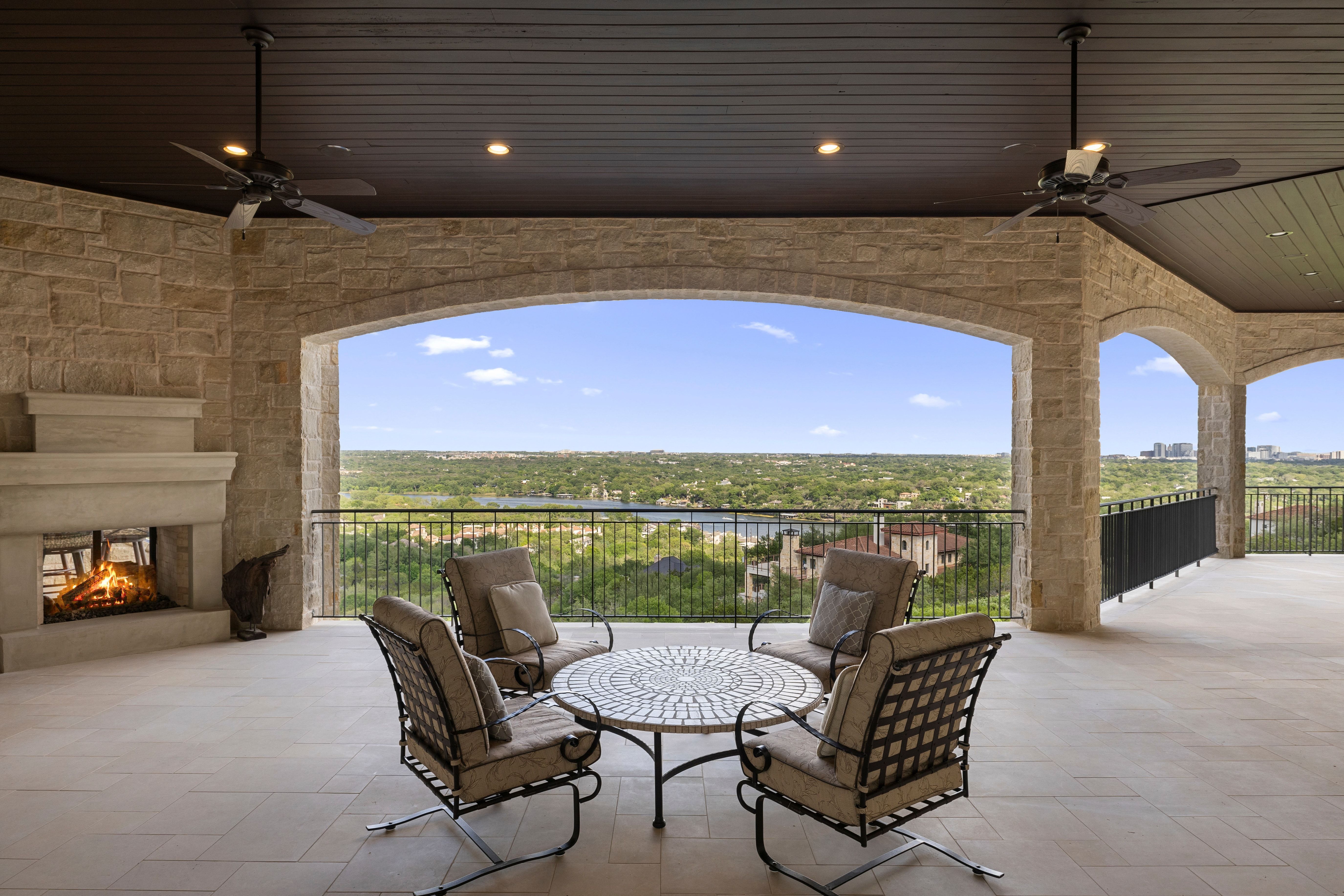 1415 Mount Larson Road 