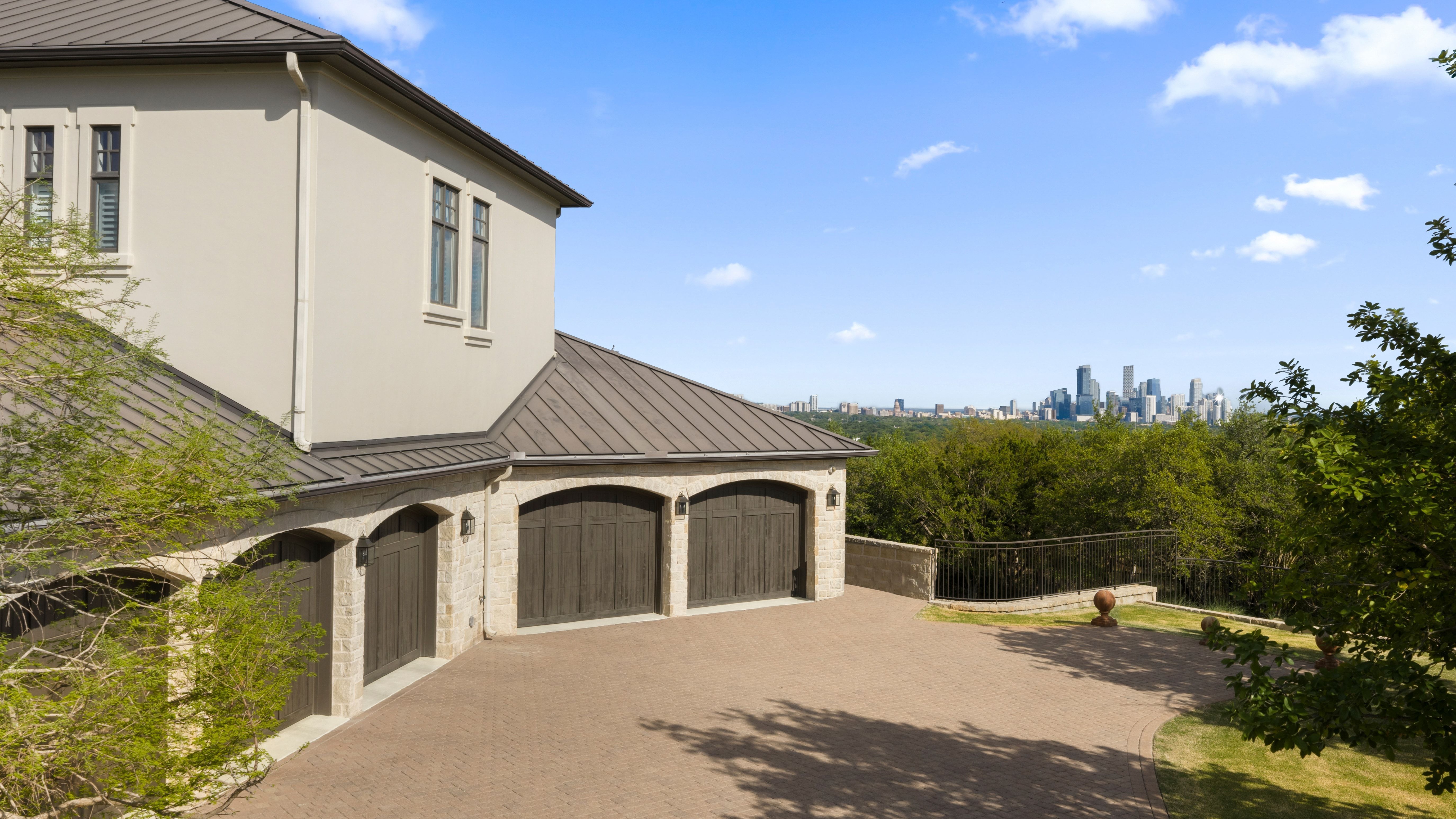 1415 Mount Larson Road 