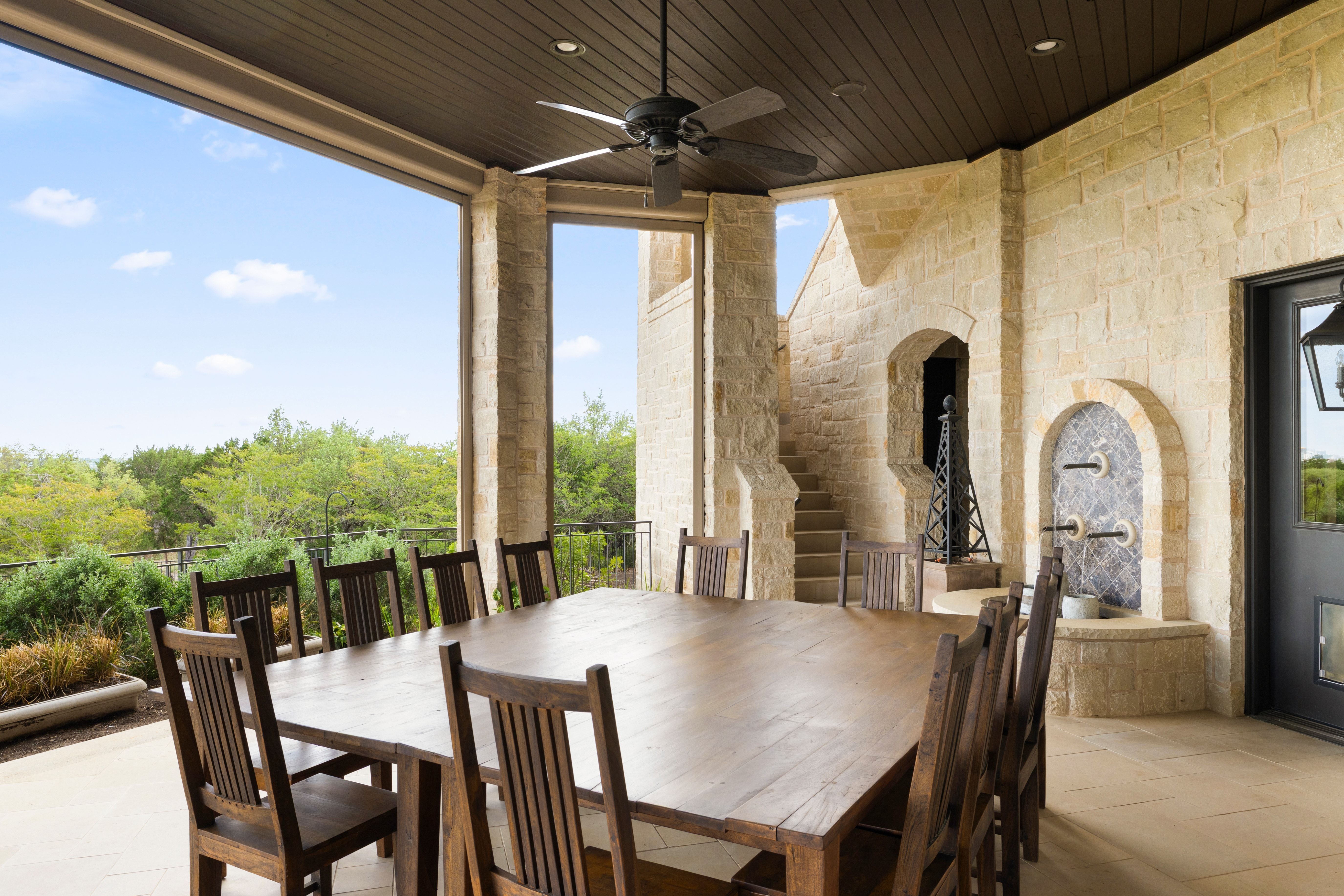 1415 Mount Larson Road 