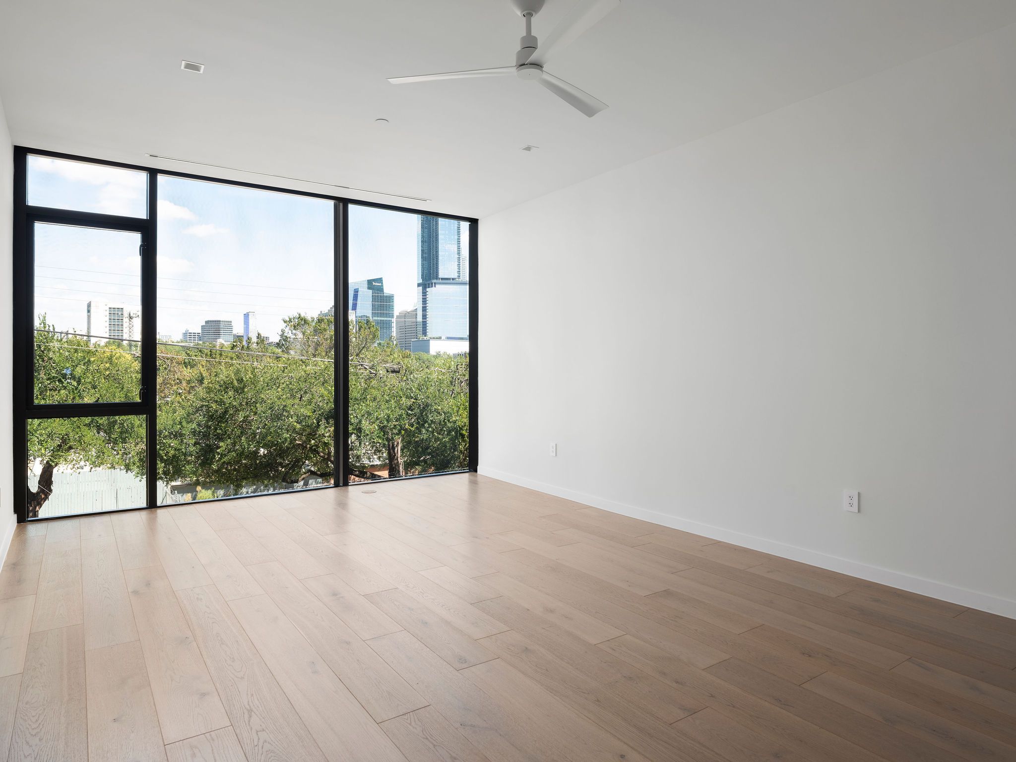 1006 Baylor Street 204