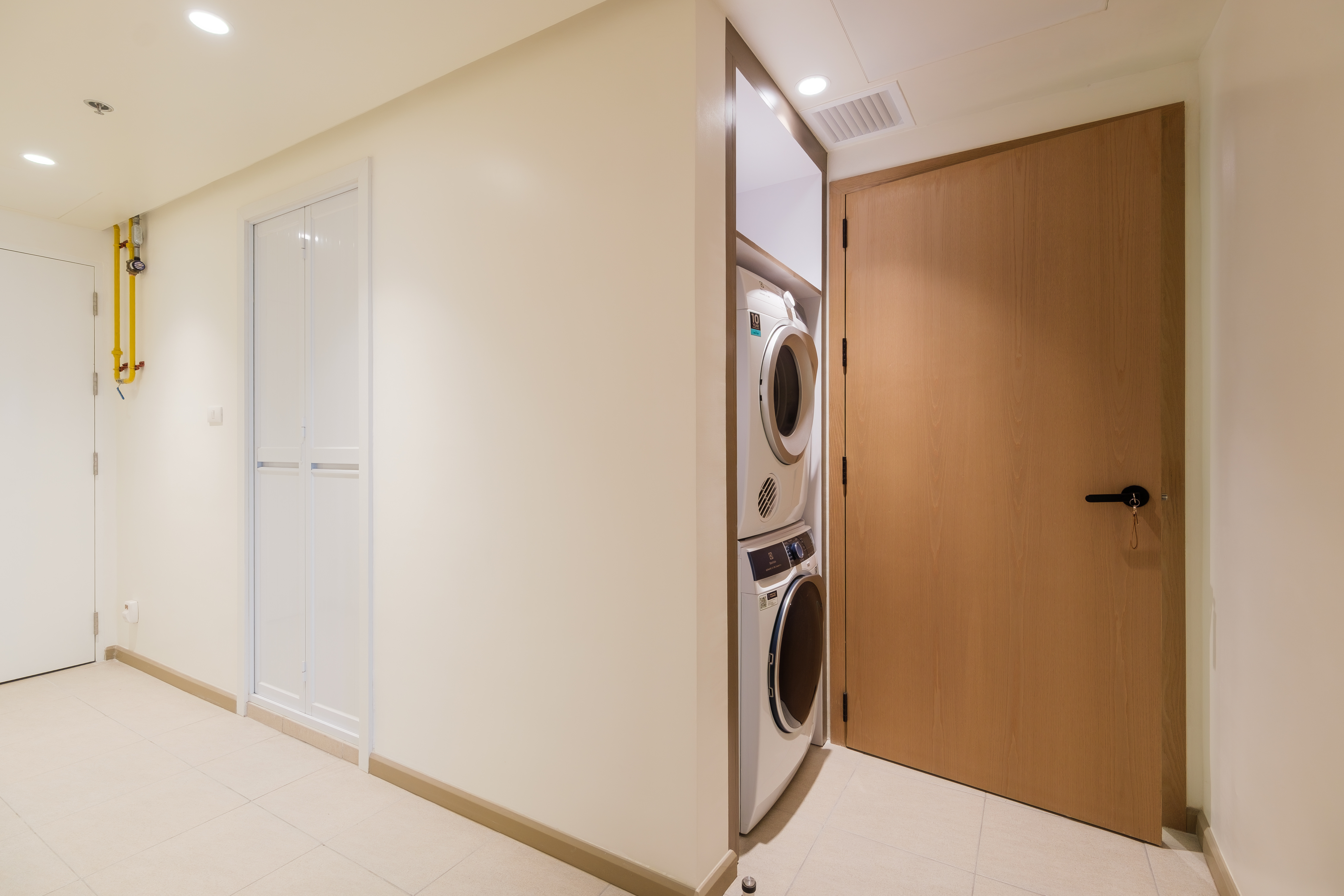 Aurelia Residences West Wing Premiere Bonifacio Global City