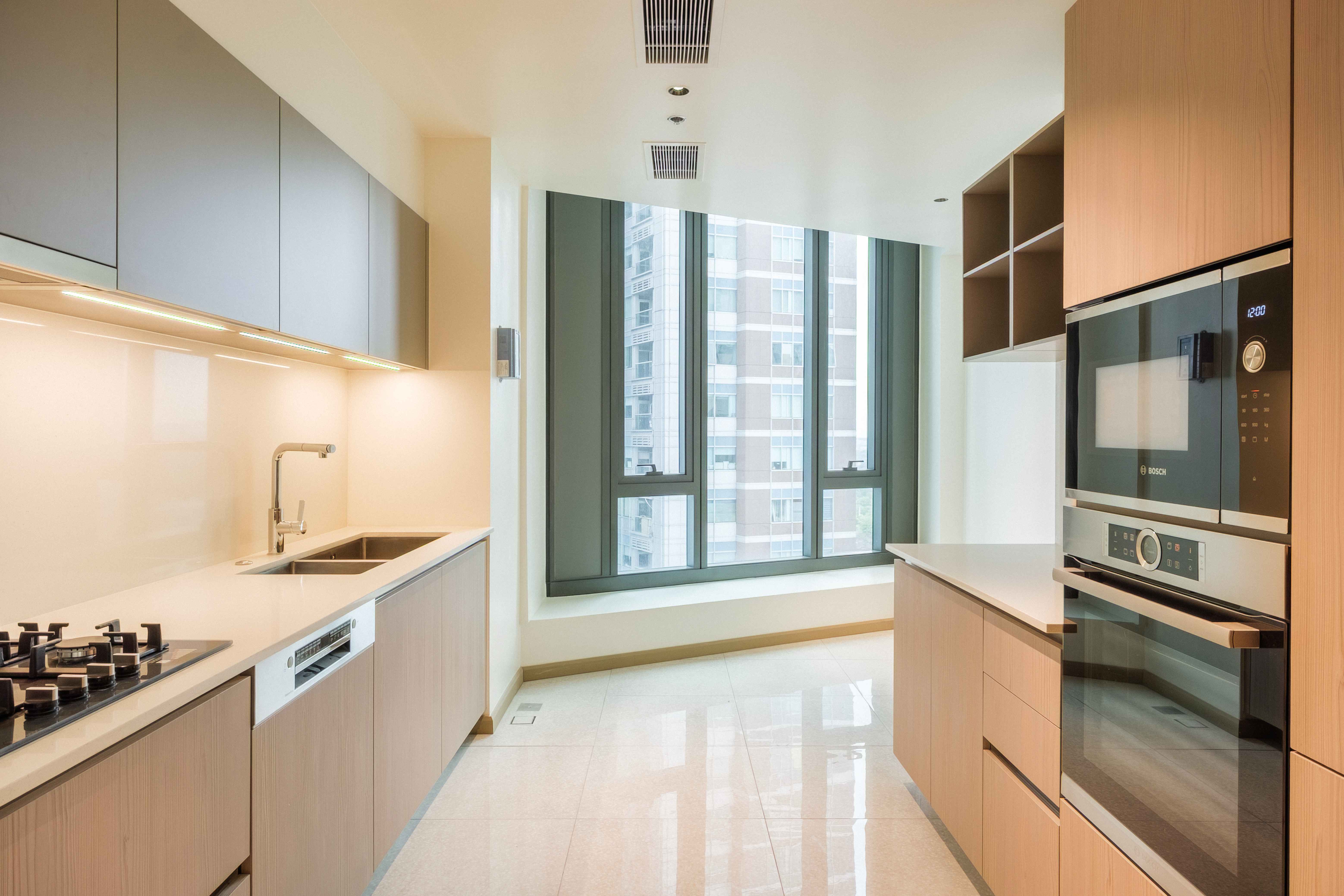 Aurelia Residences West Wing Premiere Bonifacio Global City