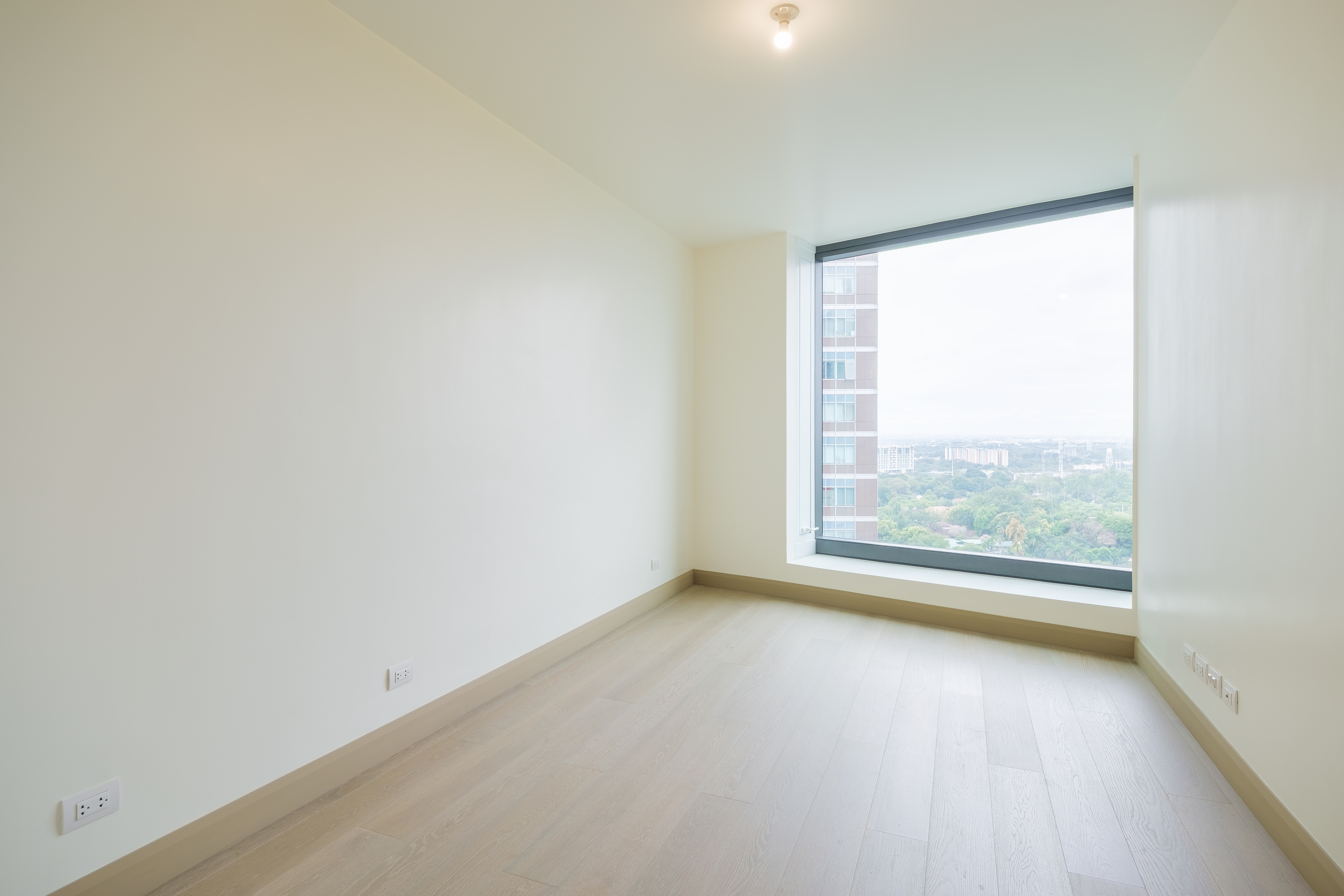 Aurelia Residences West Wing Premiere Bonifacio Global City