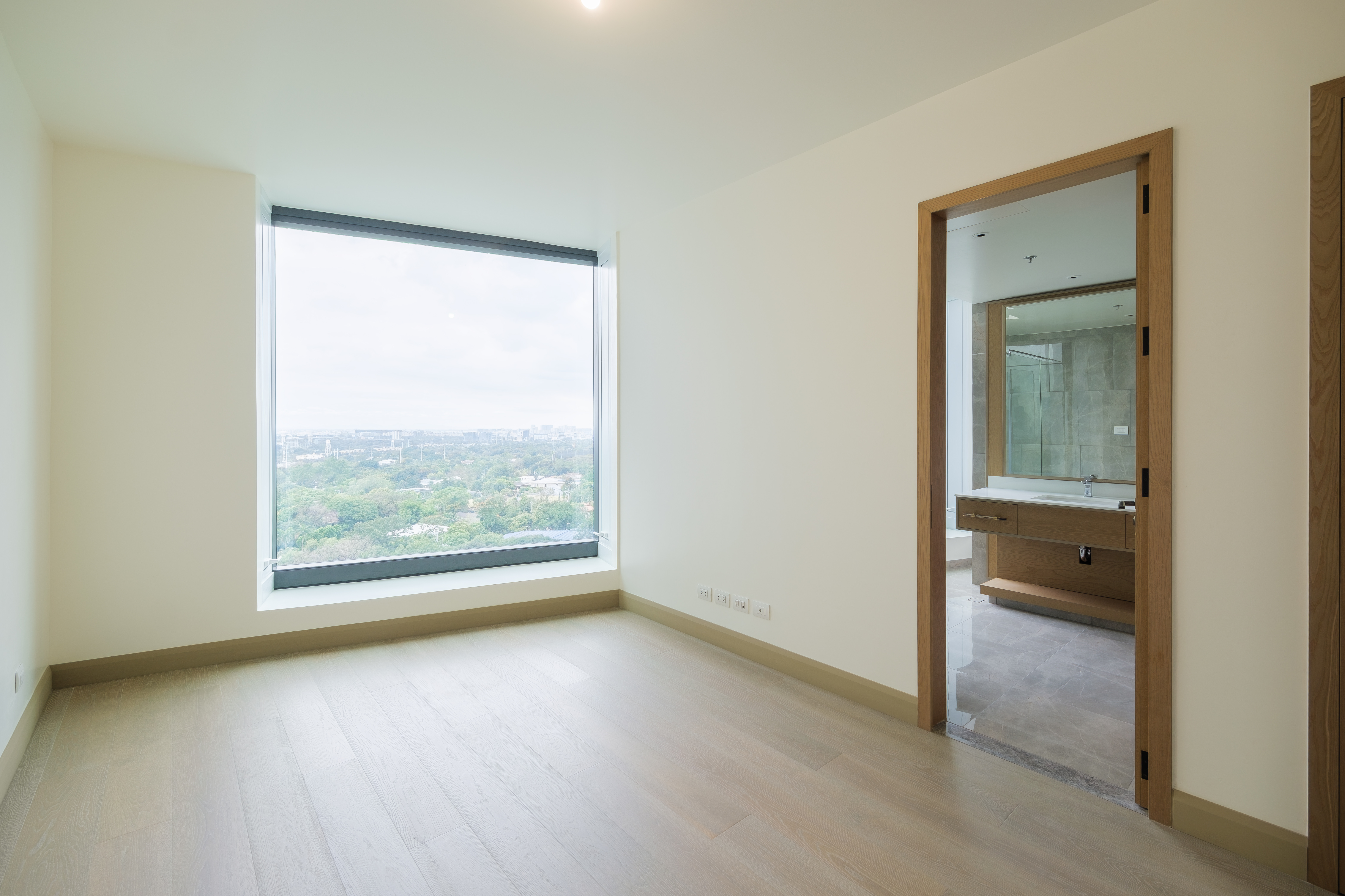 Aurelia Residences West Wing Premiere Bonifacio Global City