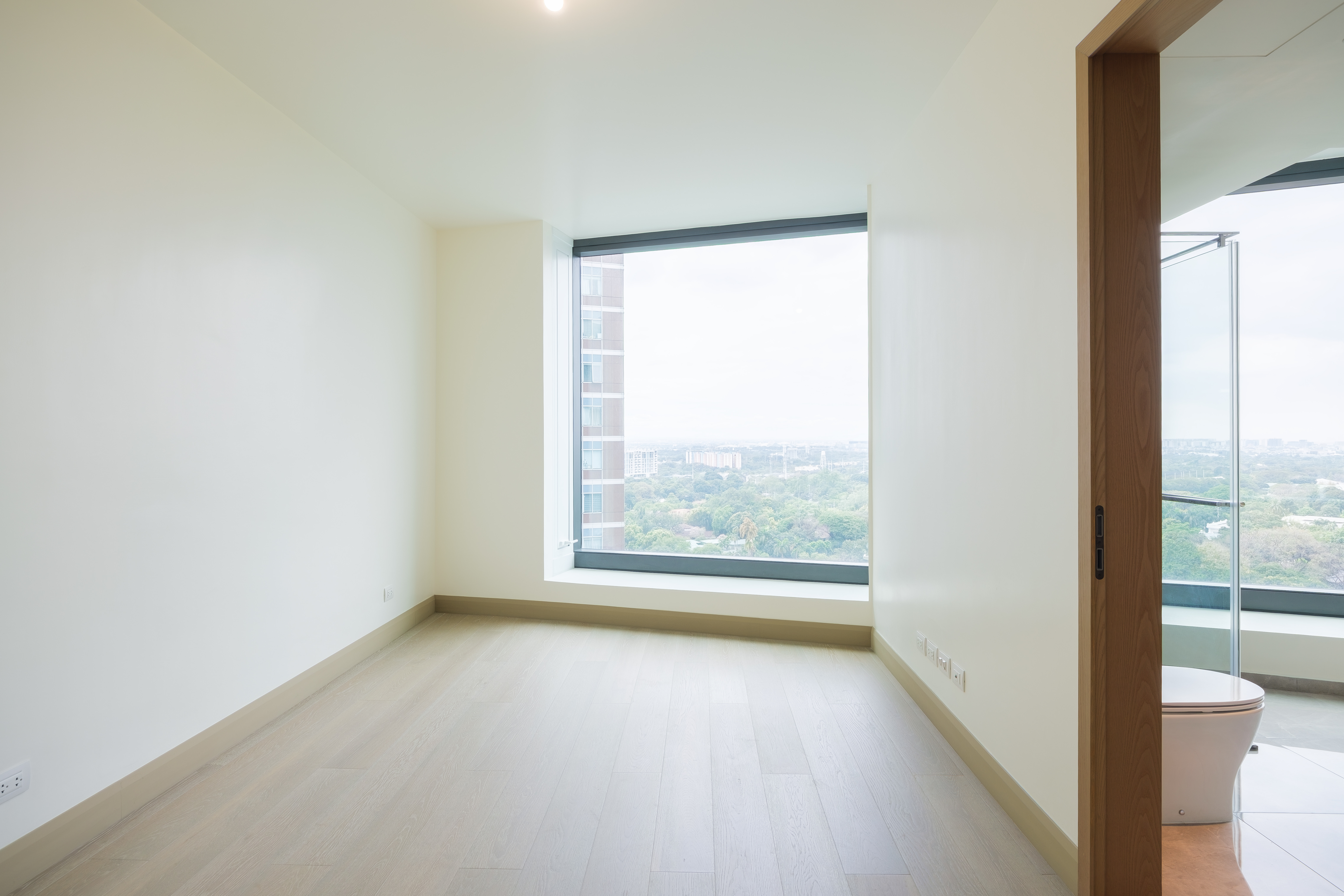Aurelia Residences West Wing Premiere Bonifacio Global City
