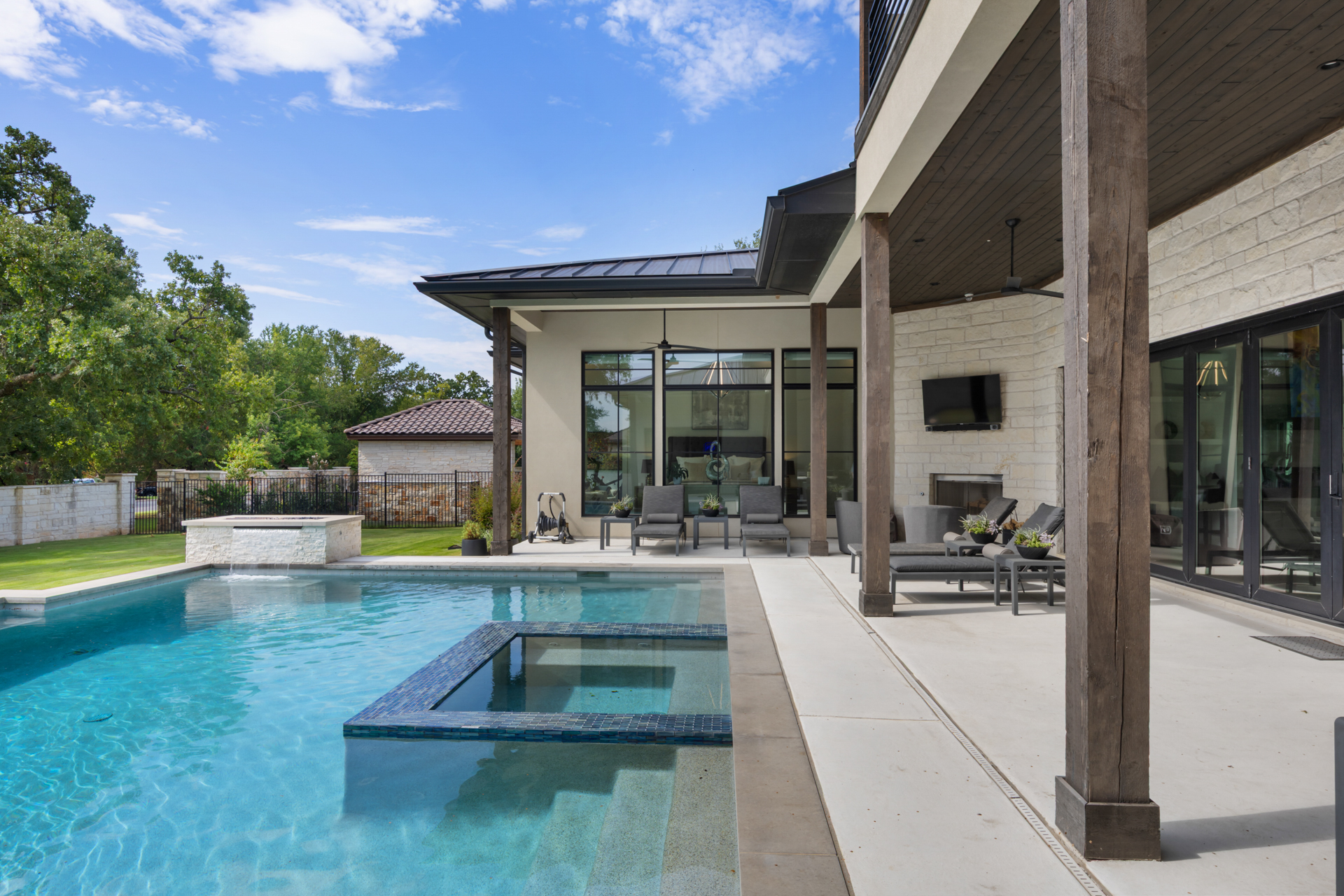 108 Fishspear Lane 