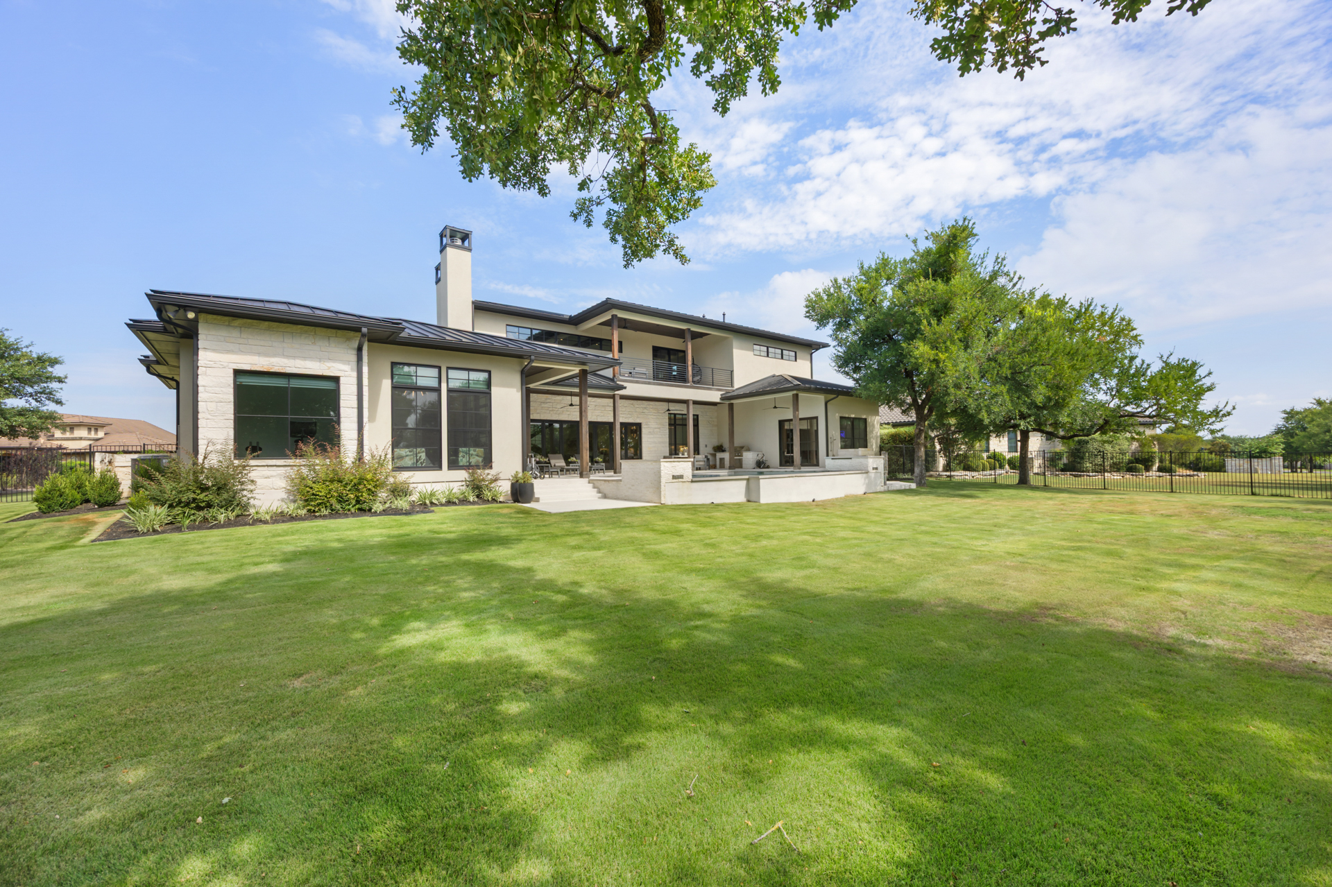 108 Fishspear Lane 