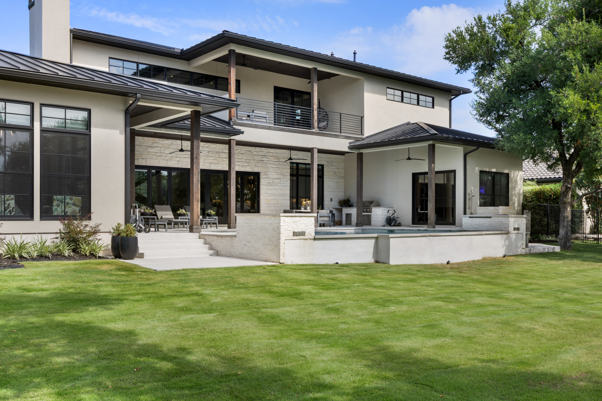 108 Fishspear Lane 