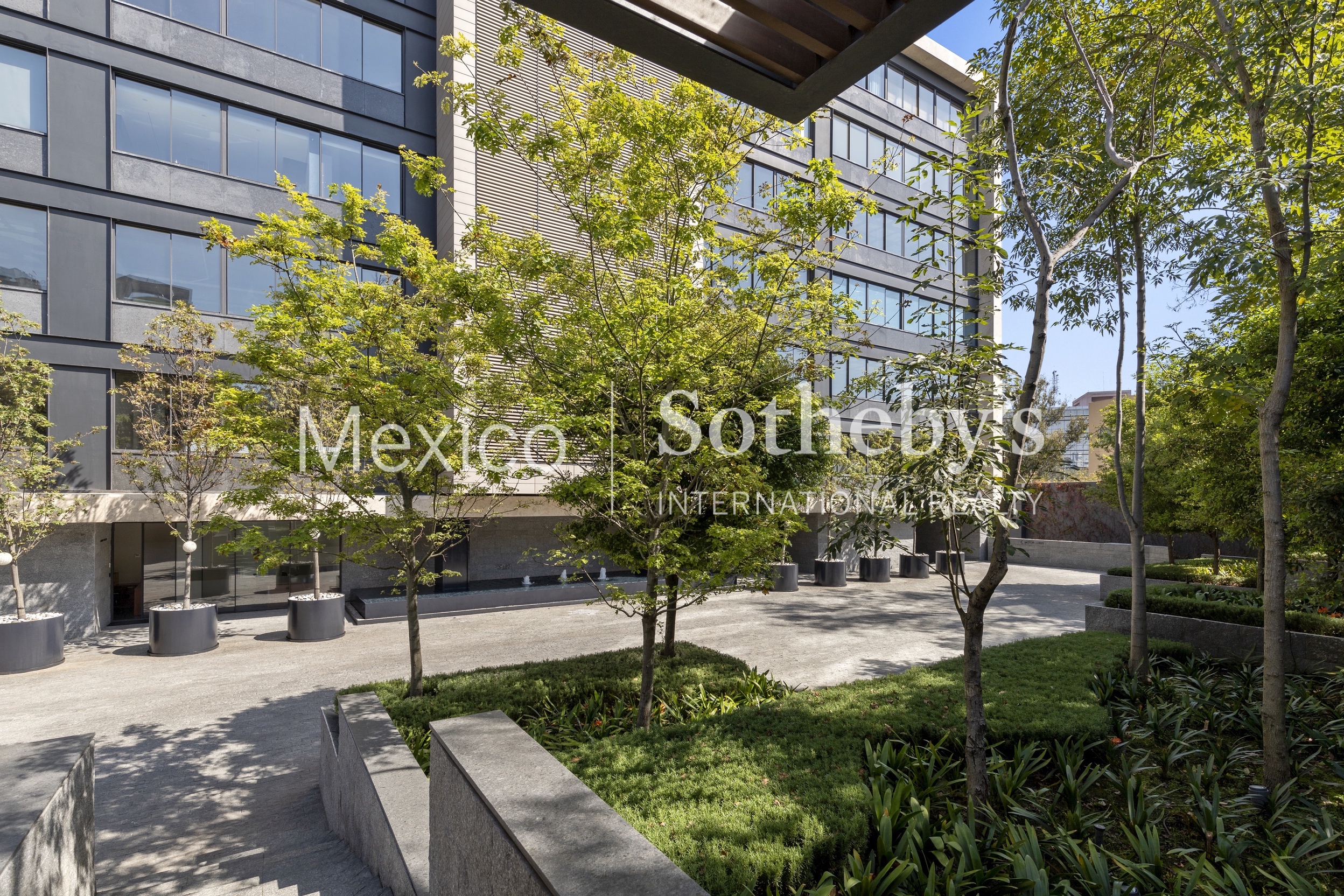 Avenida Paseo de la Reforma 2570 Lomas Altas 