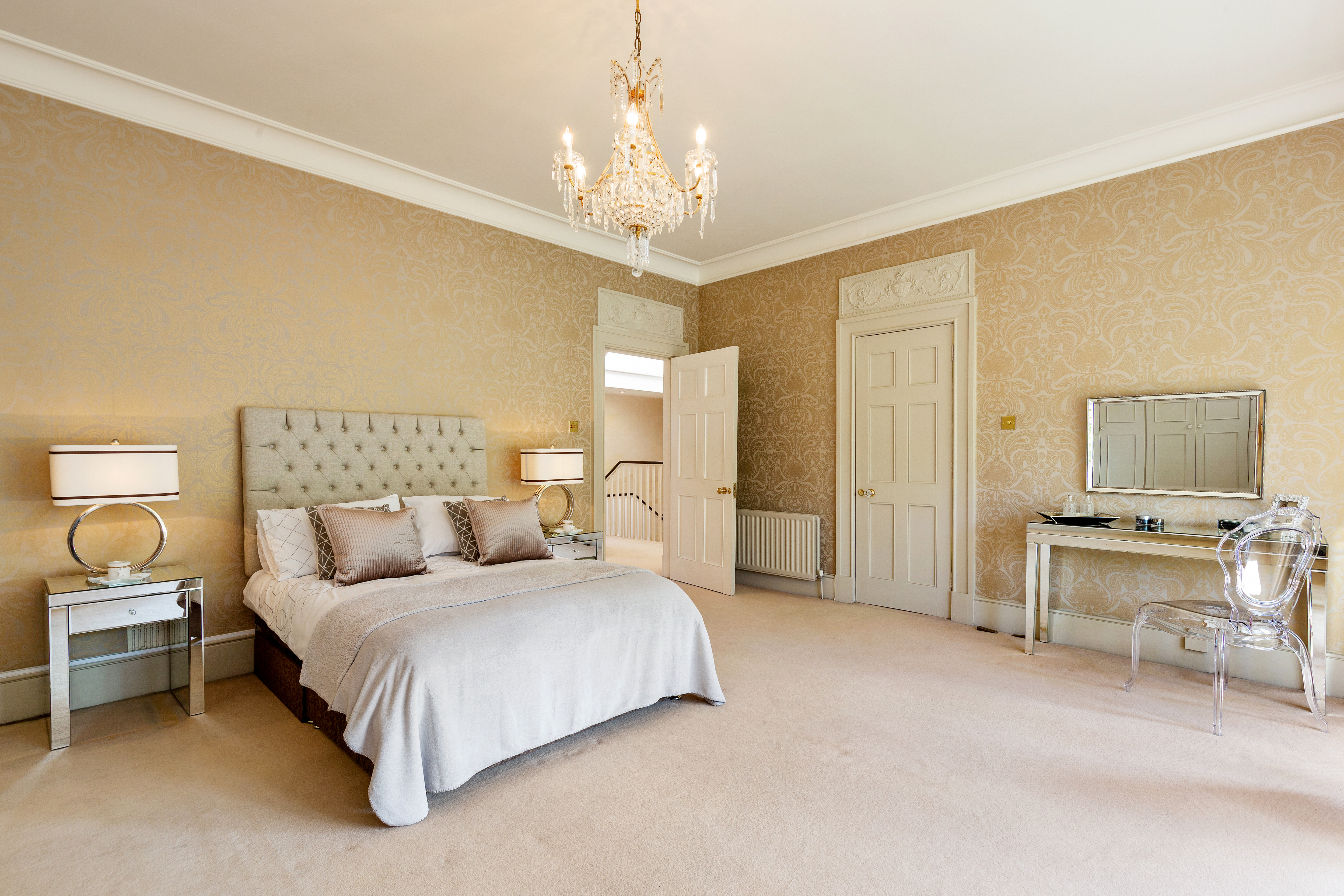 84 Ailesbury Road