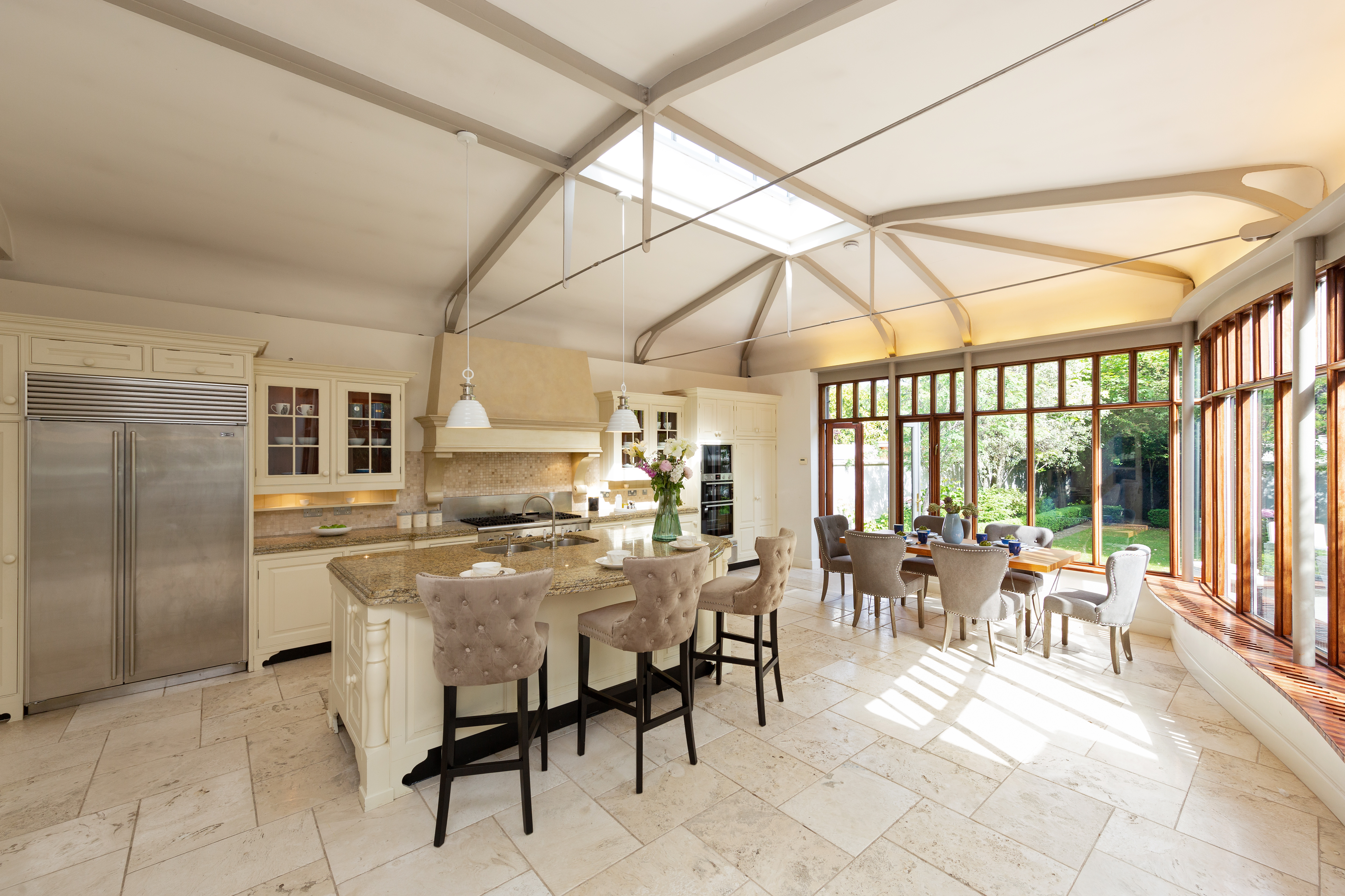 84 Ailesbury Road