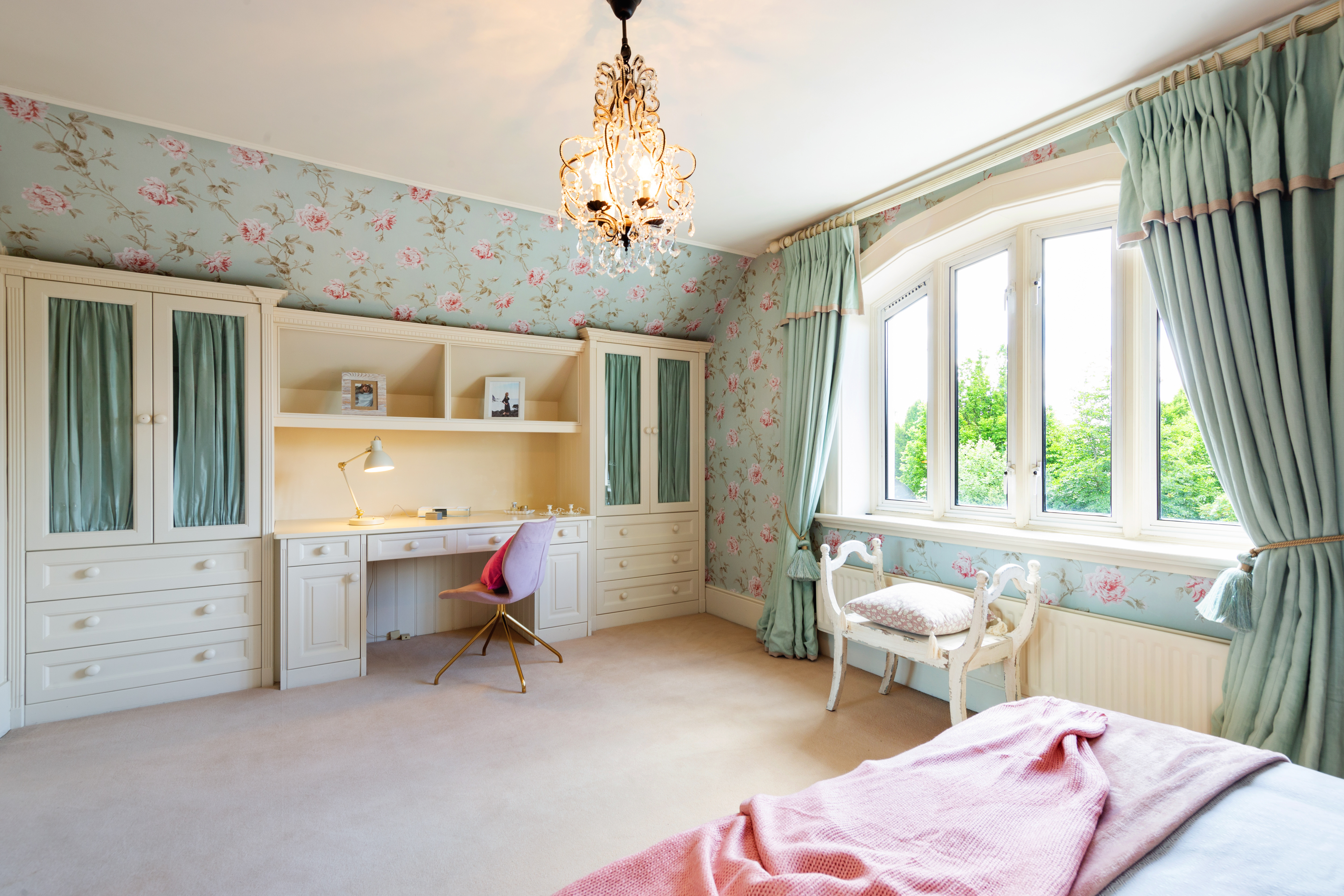 84 Ailesbury Road