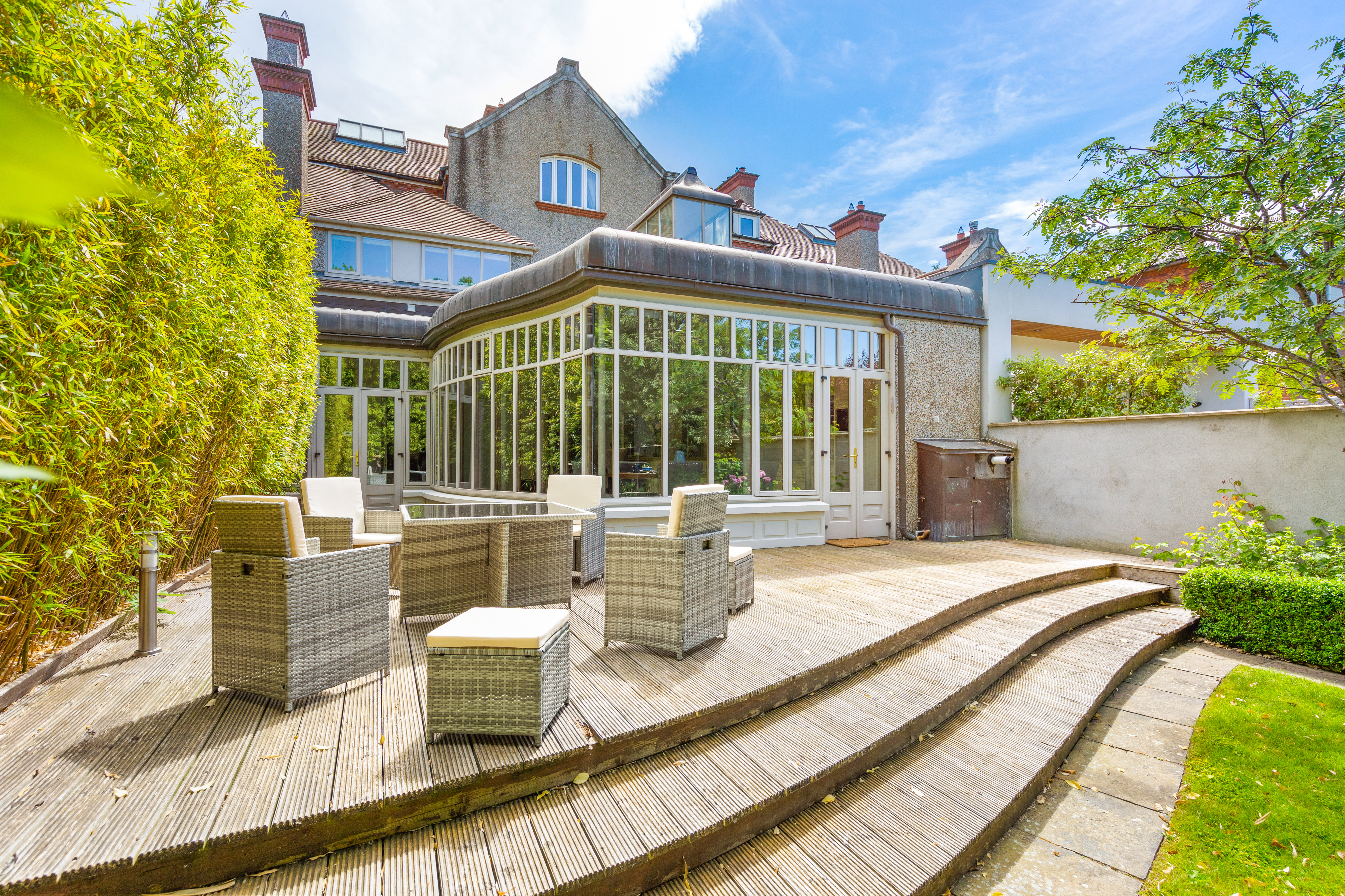 84 Ailesbury Road